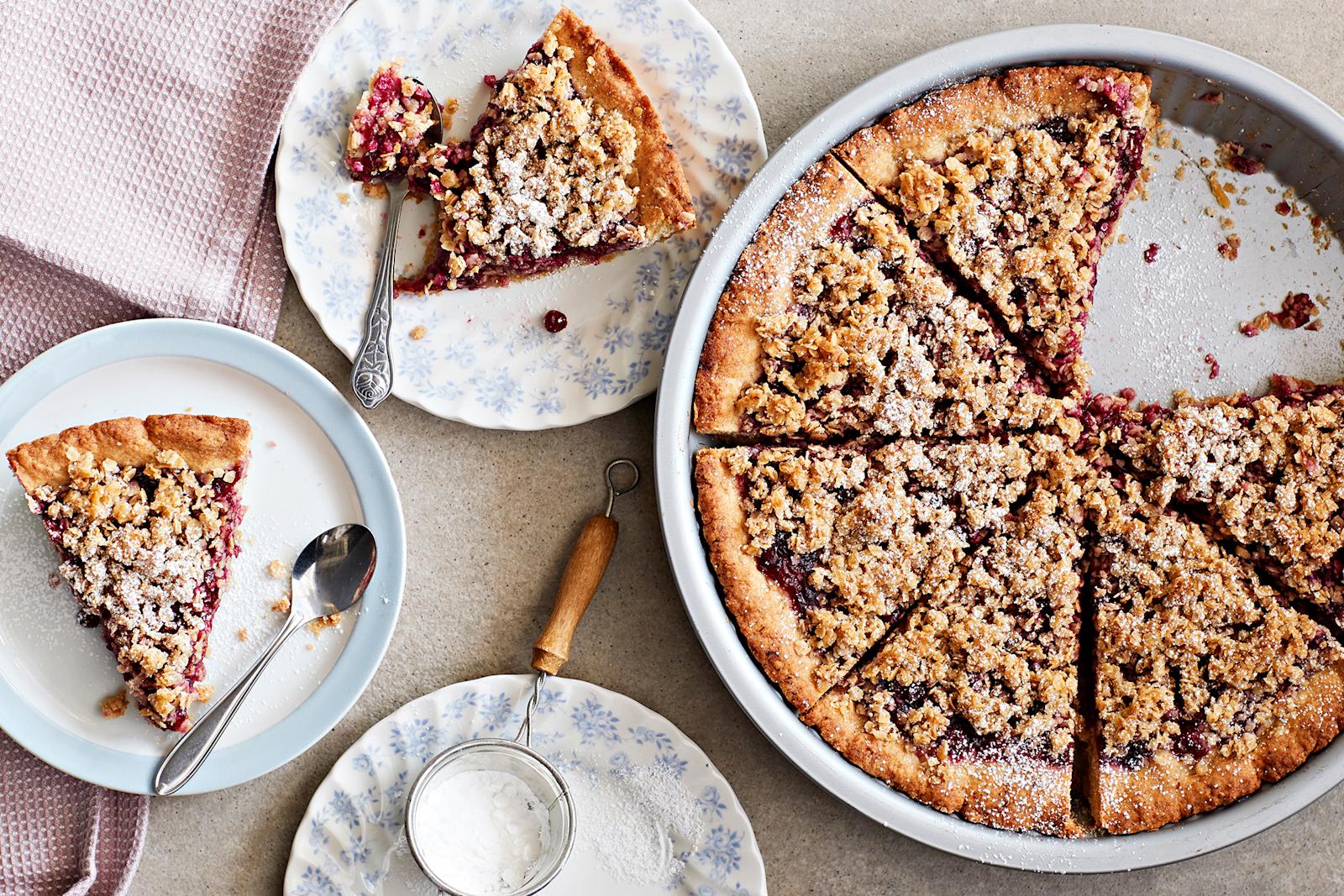 puolukka-kaurapiirakka