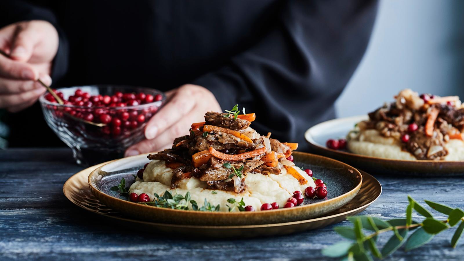 Härkiskäristys ja selleri-omenapyree