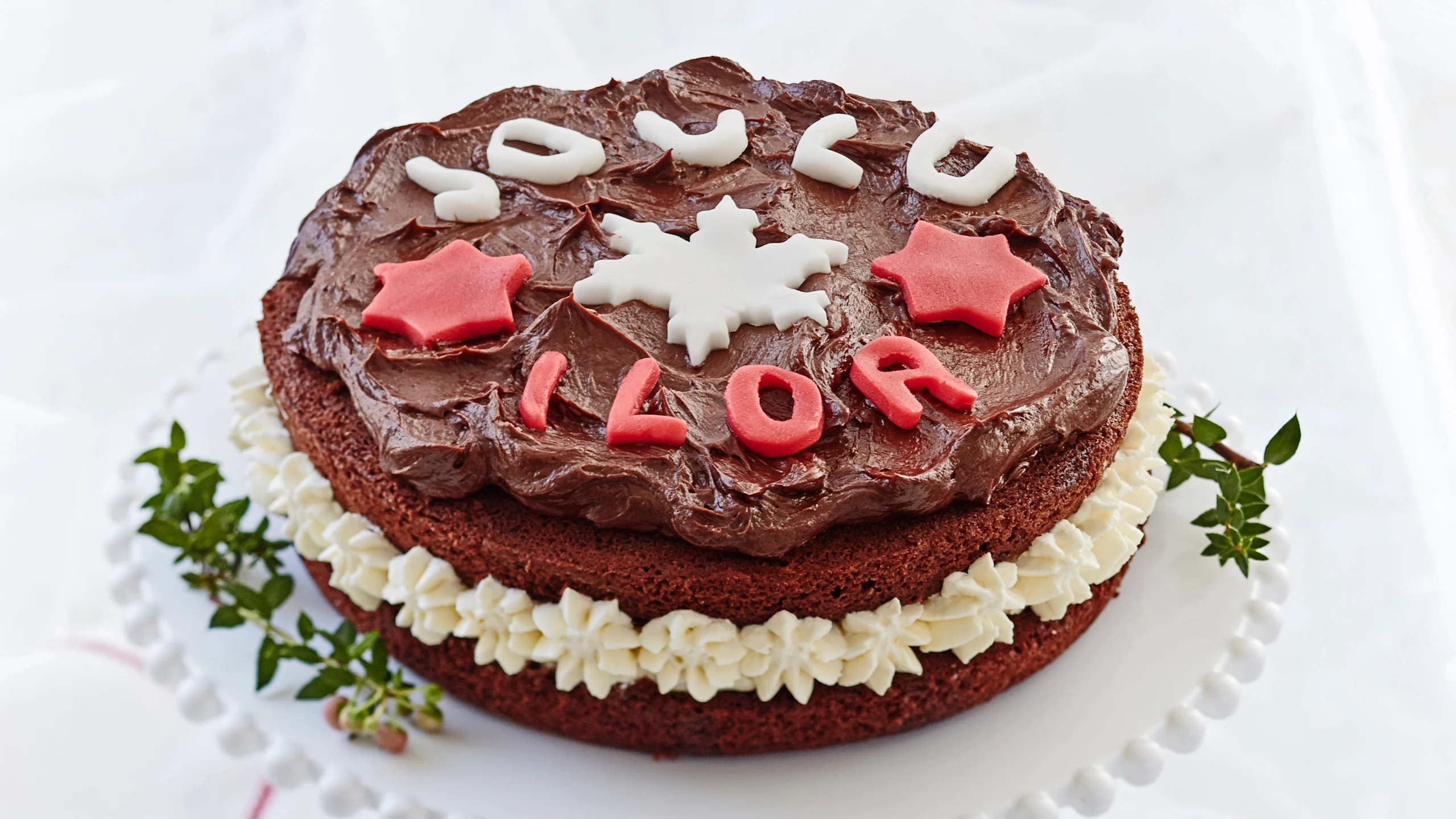 Suklaa-mascarponekakku