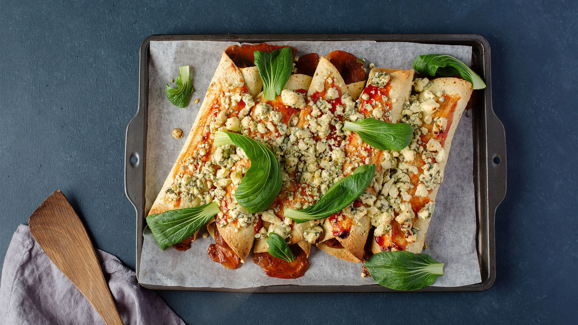 Pippurihärkä-enchiladat aurajuustolla