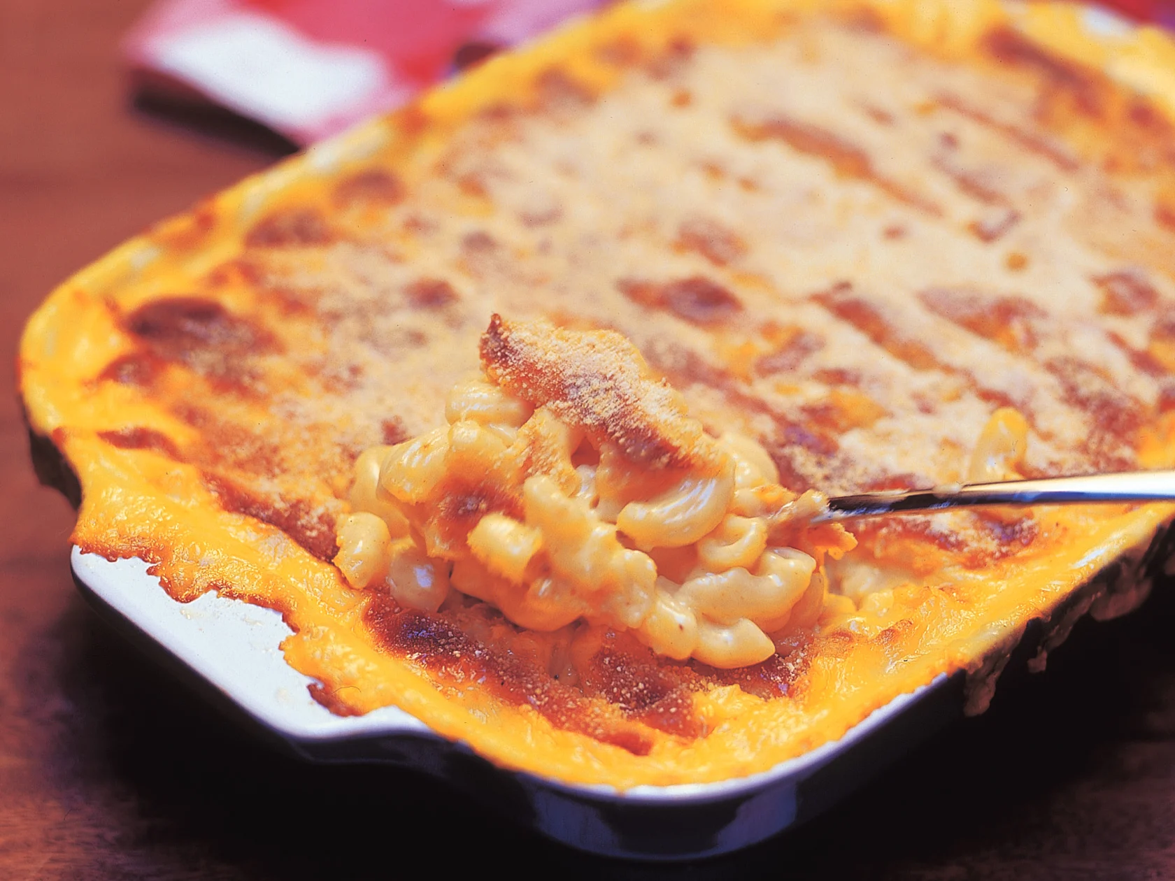 Makaroni-cheddarjuustolaatikko