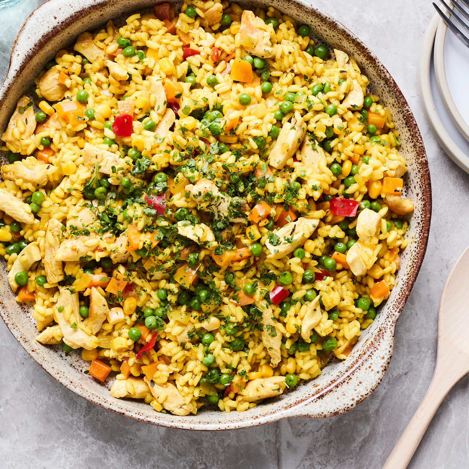 Herkullinen kanarisotto herne-maissi-paprikalla