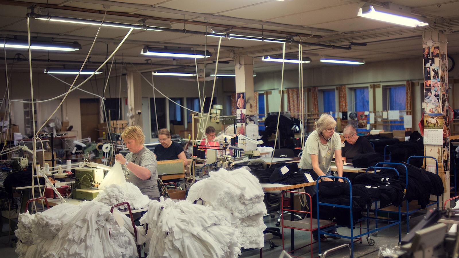 Tam-Silkin tehtaalla valmistuu vuosittain 40 000 laamapaitaa