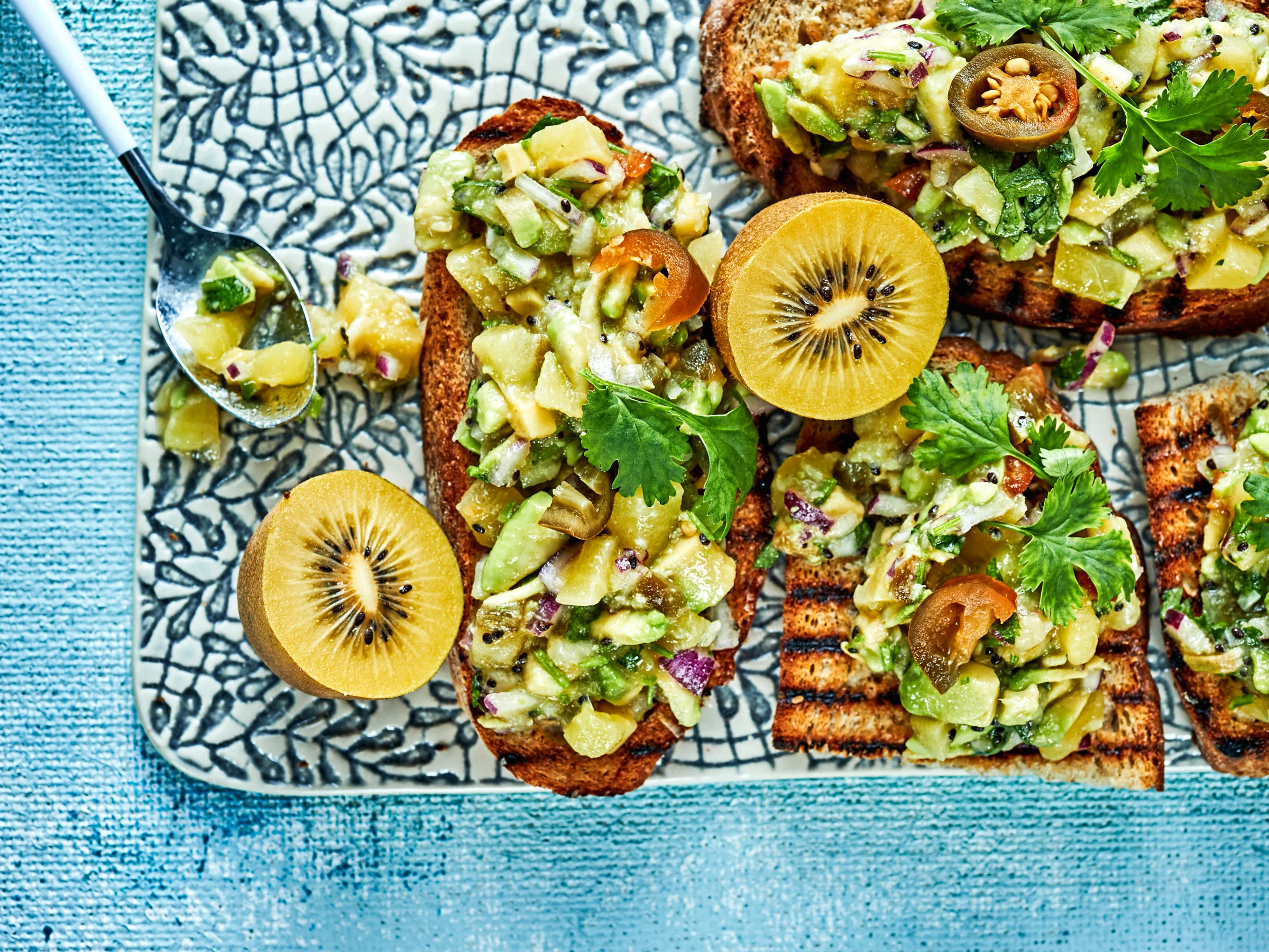 Kiiviguacamoleleivät