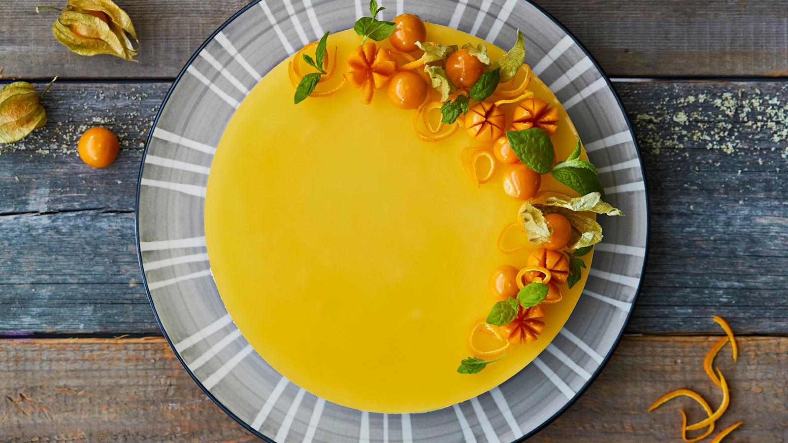 Tyrni-appelsiinijuustokakku