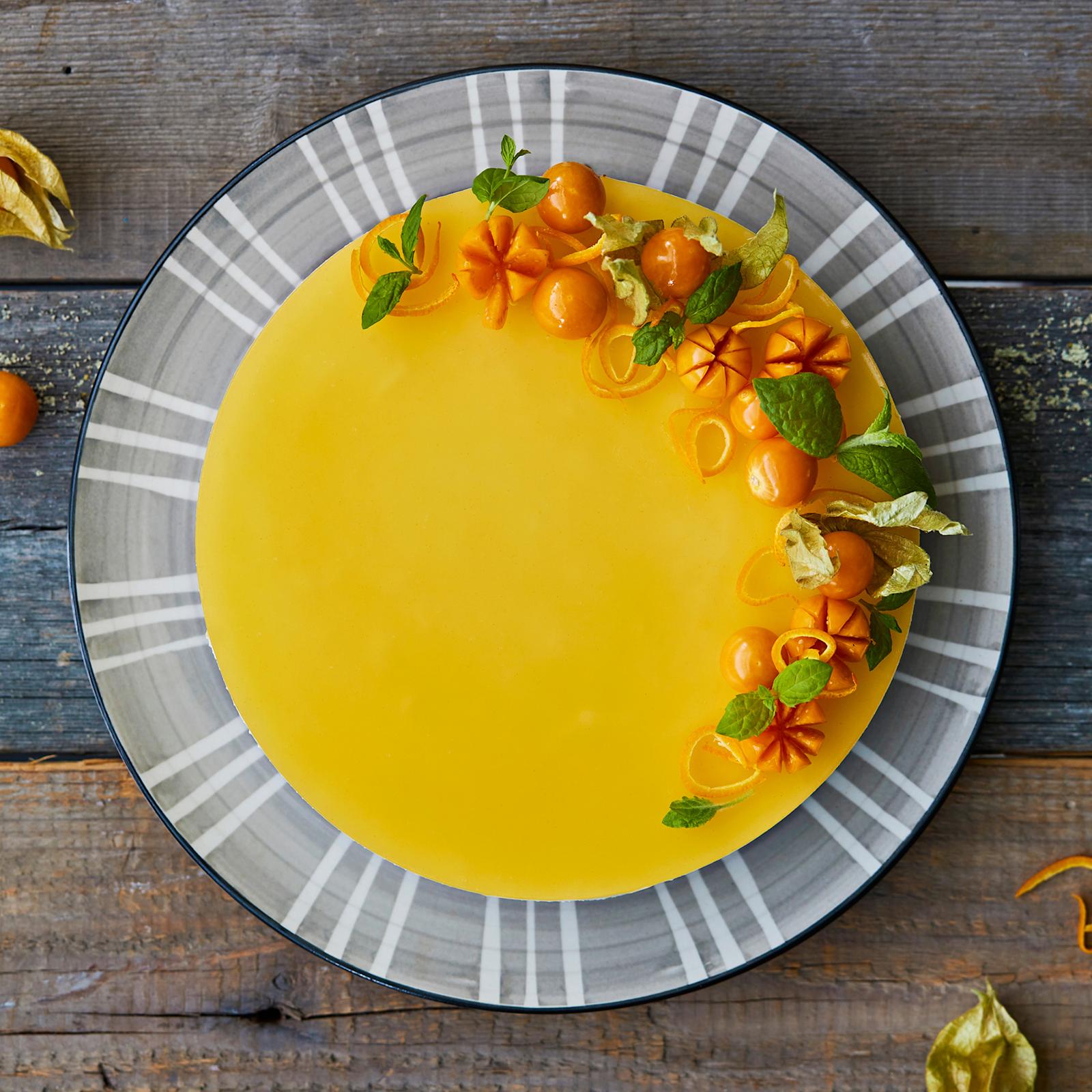 Tyrni-appelsiinijuustokakku