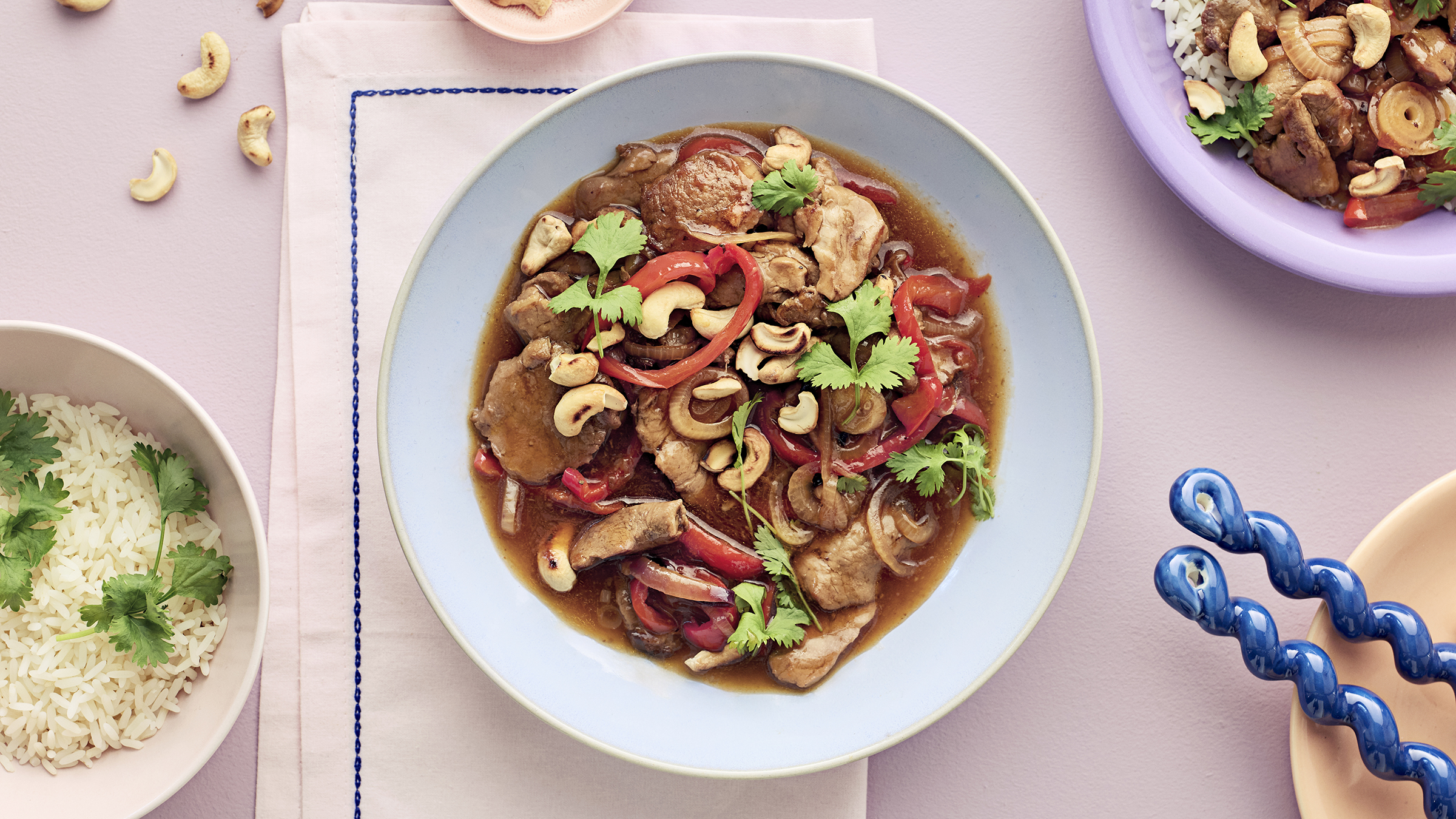 Possua hapanimeläkastikkeessa