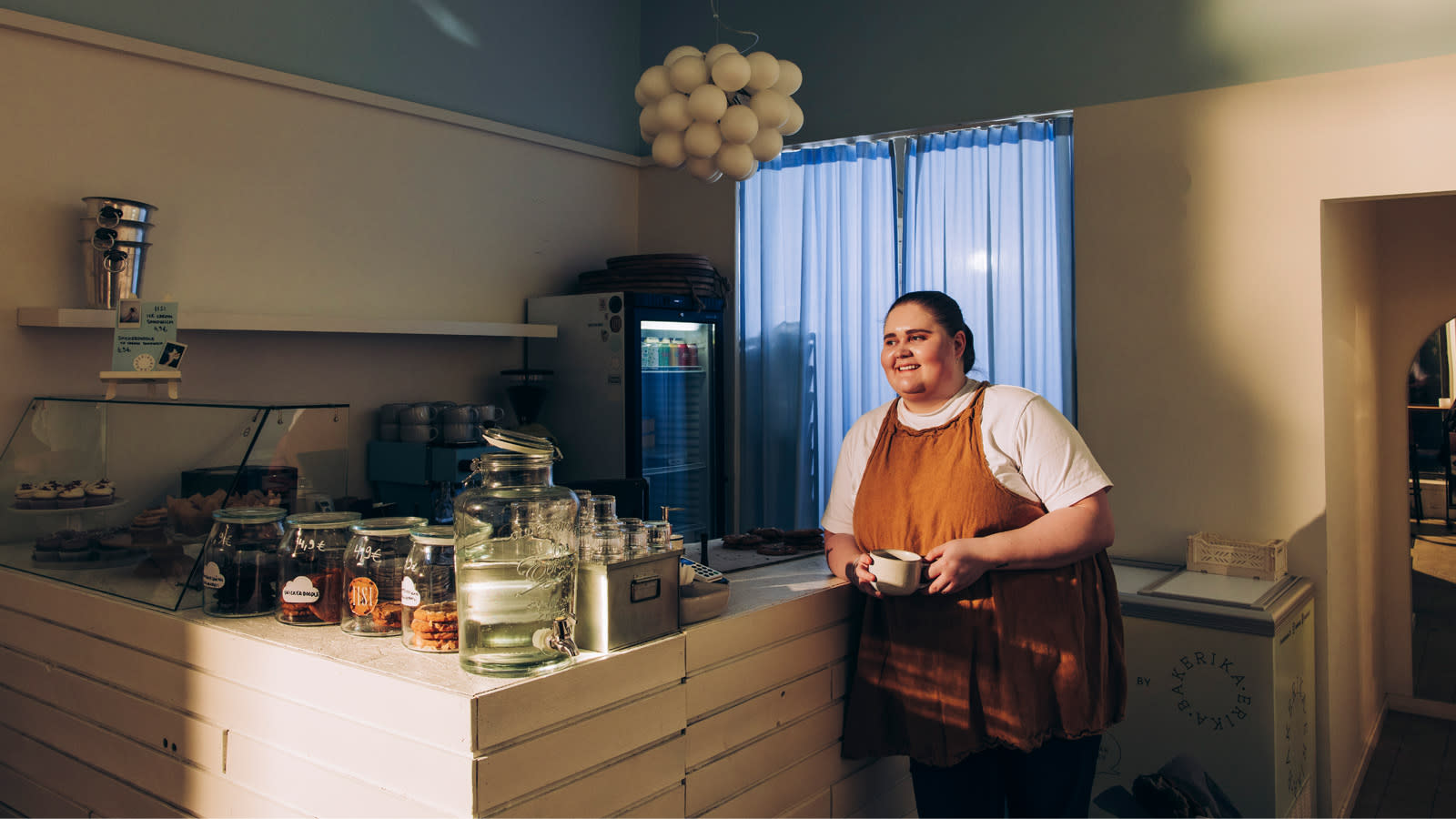 Suomalaiset ovat kahvi- ja keksikansaa, Poussa sanoo.