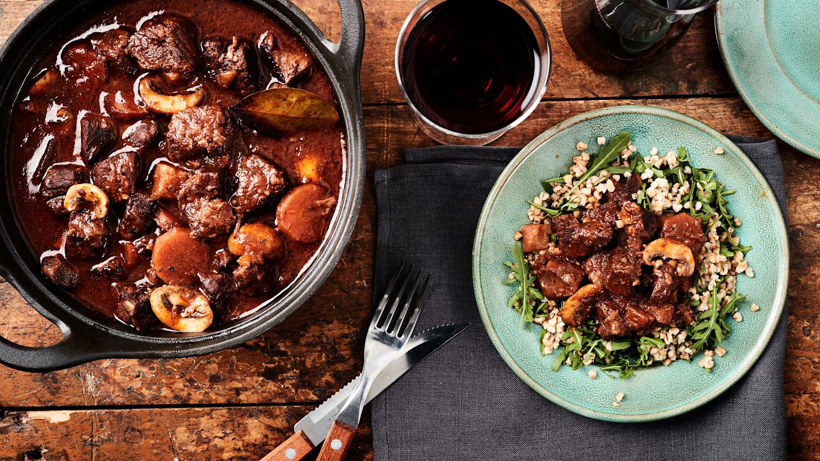 Juhlava punaviinilammaspata