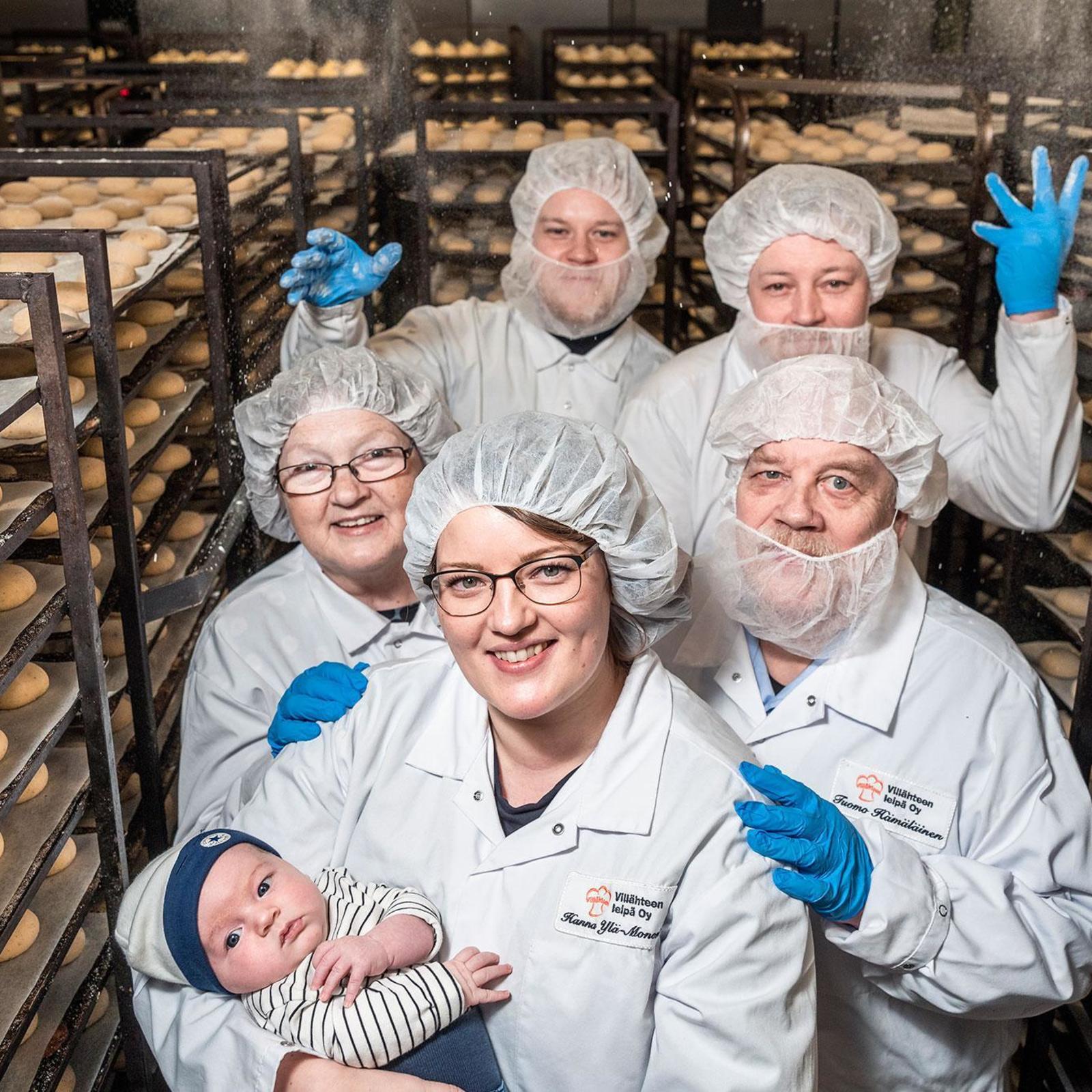 Villähteen leipomossa valmistetaan pullia paistopisteisiin ja pakastealtaisiin