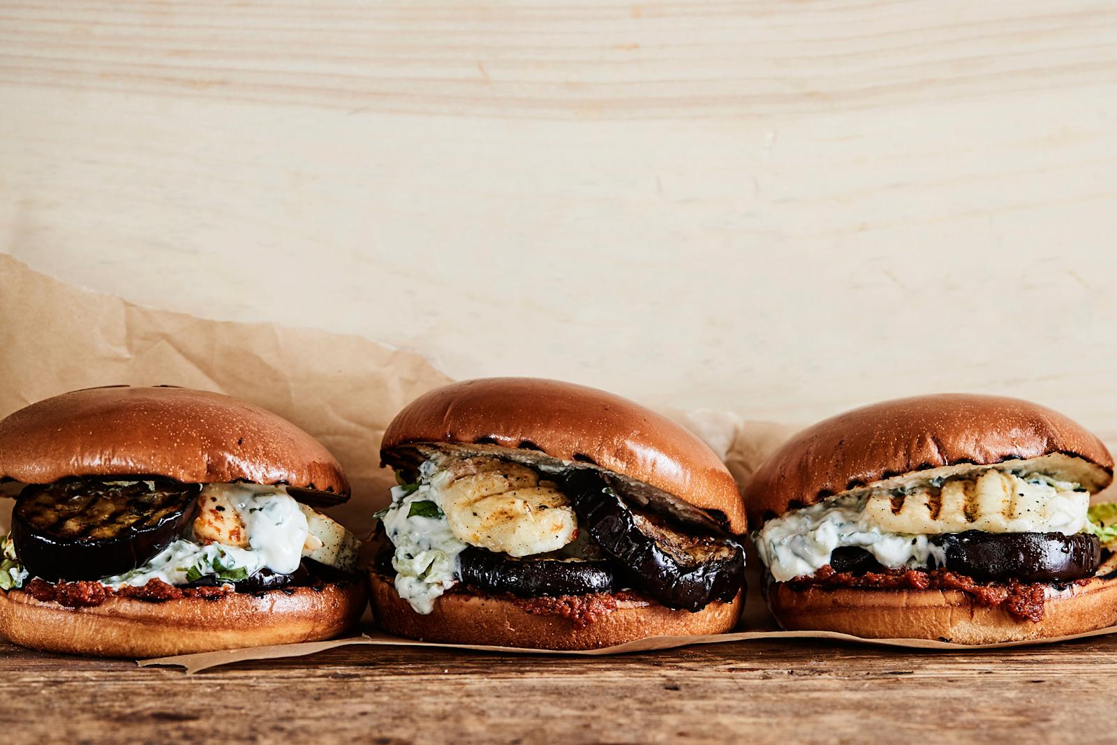 Halloumi-munakoisoburger