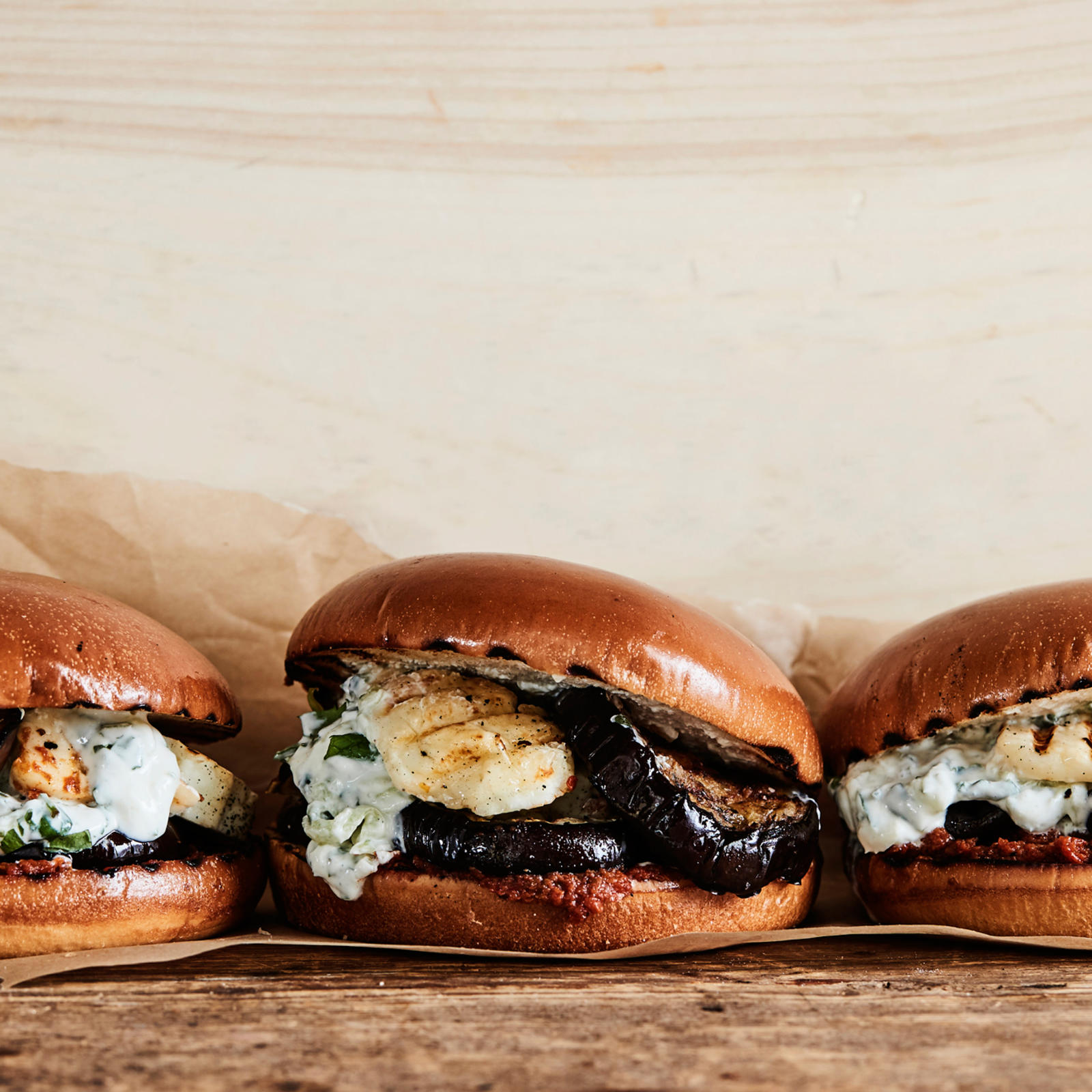 Halloumi-munakoisoburger