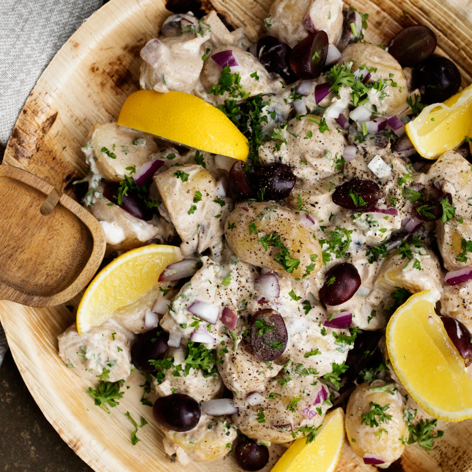 Tahini-perunasalaatti