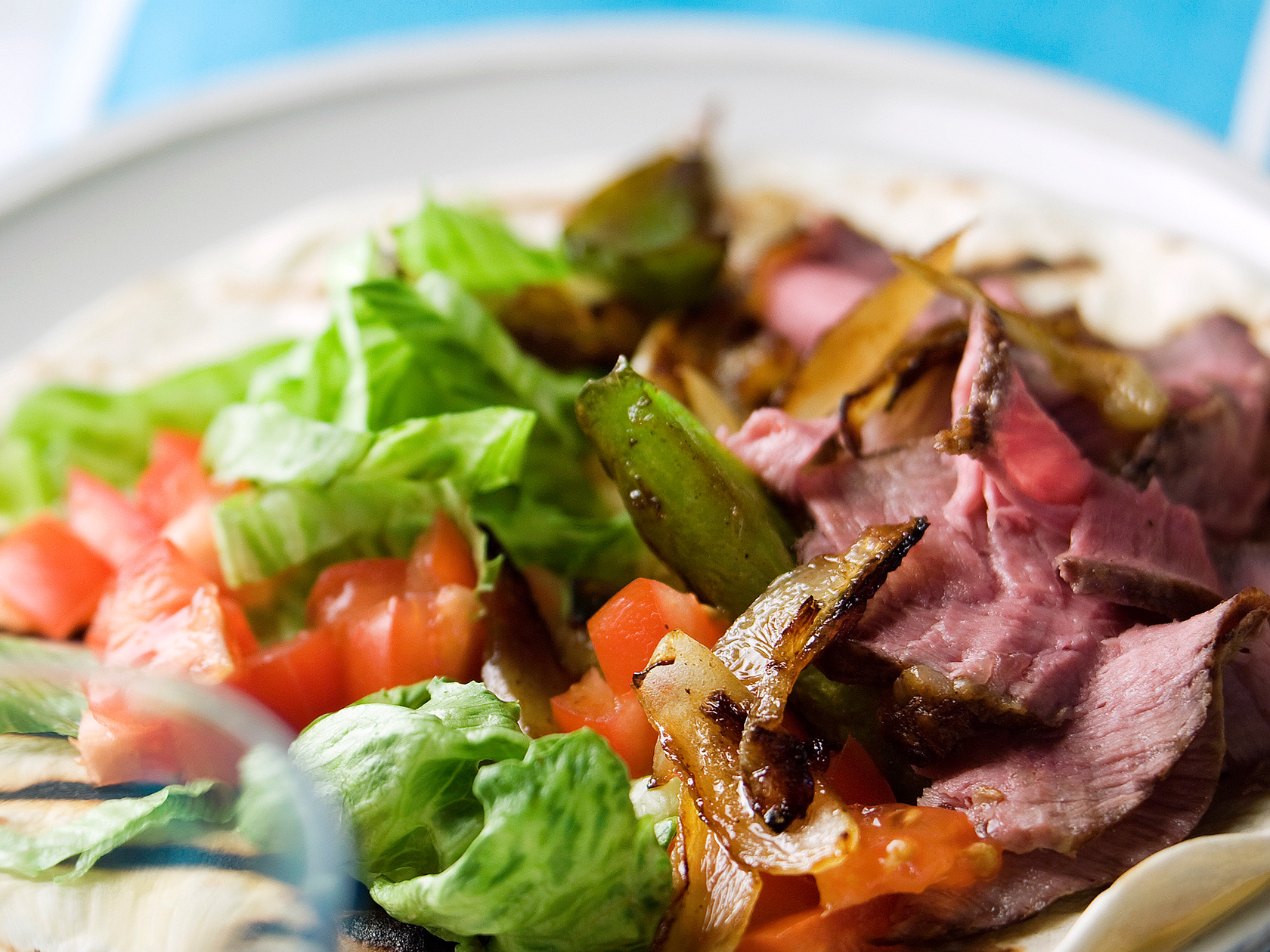 Meksikolaistäytteiset lihatortillat