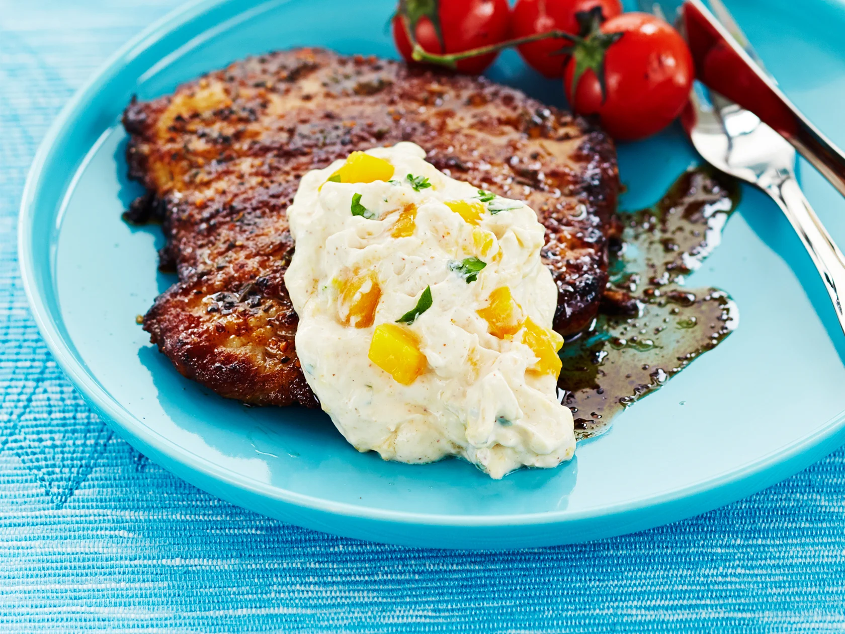 Hedelmäinen tuorejuustotahna