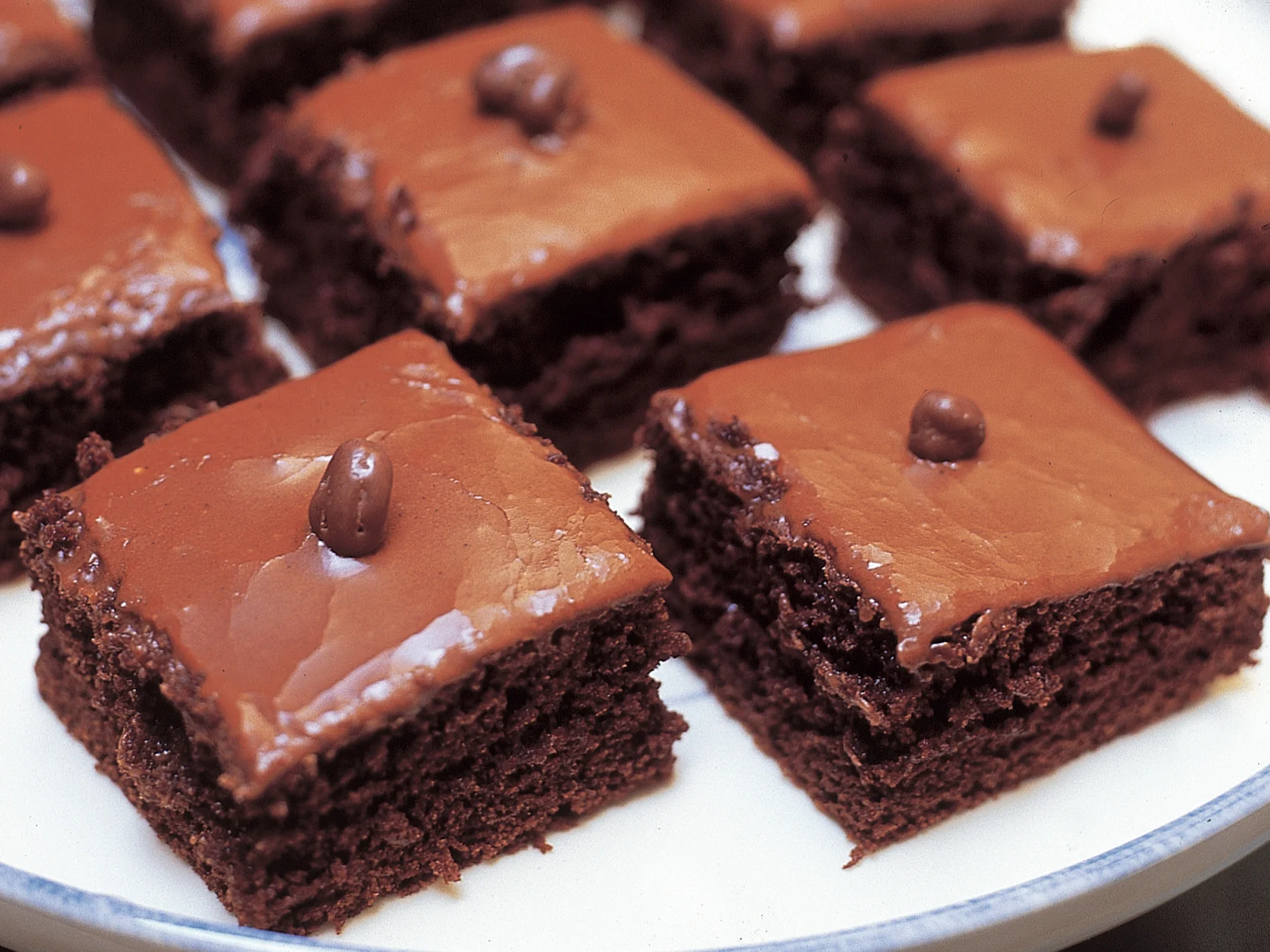 Cappuccino-suklaaruudut