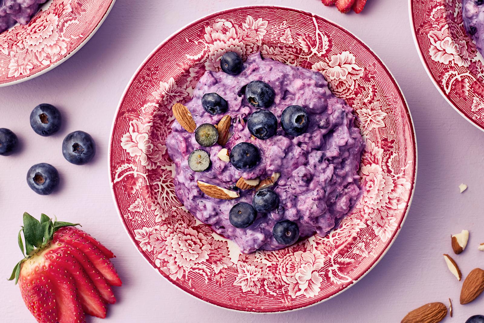 Mustikkapiirakan makuinen tuorepuuro