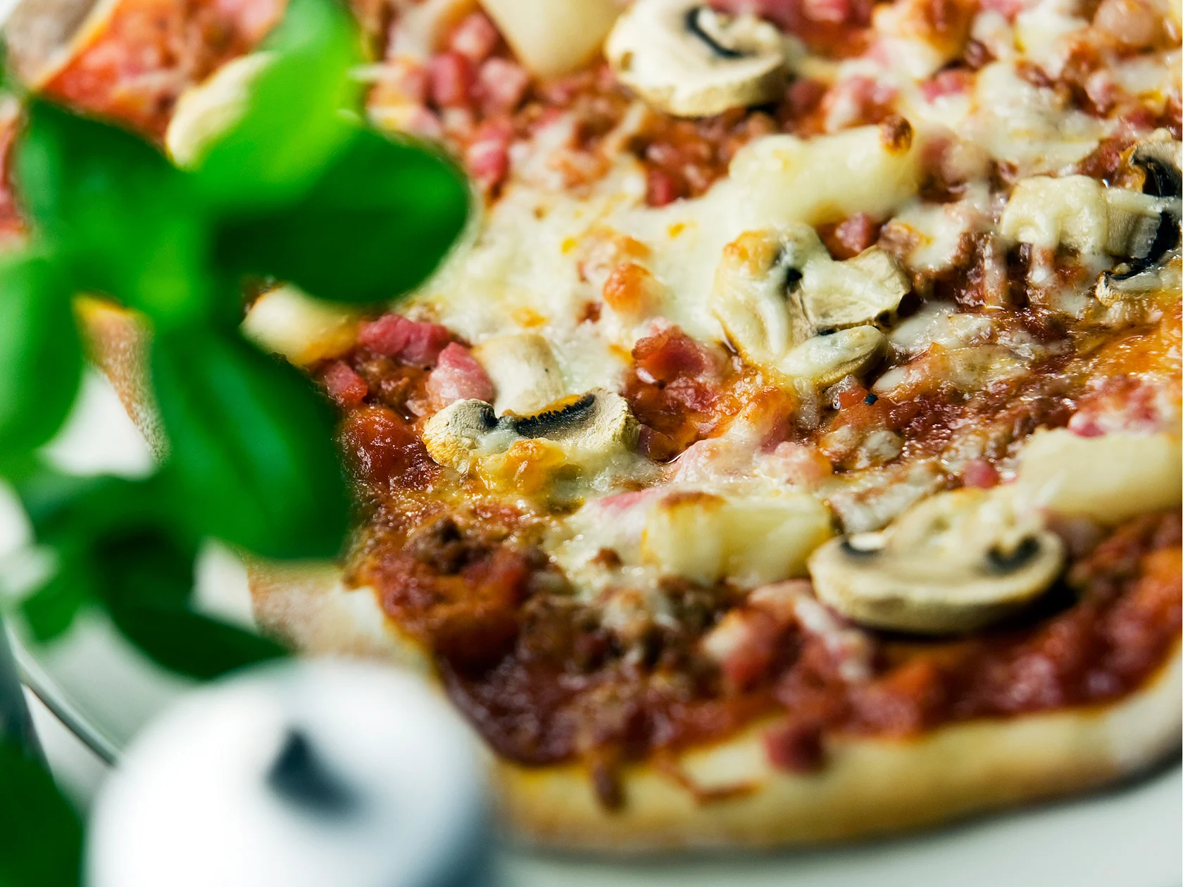 Jauheliha-ananaspizza