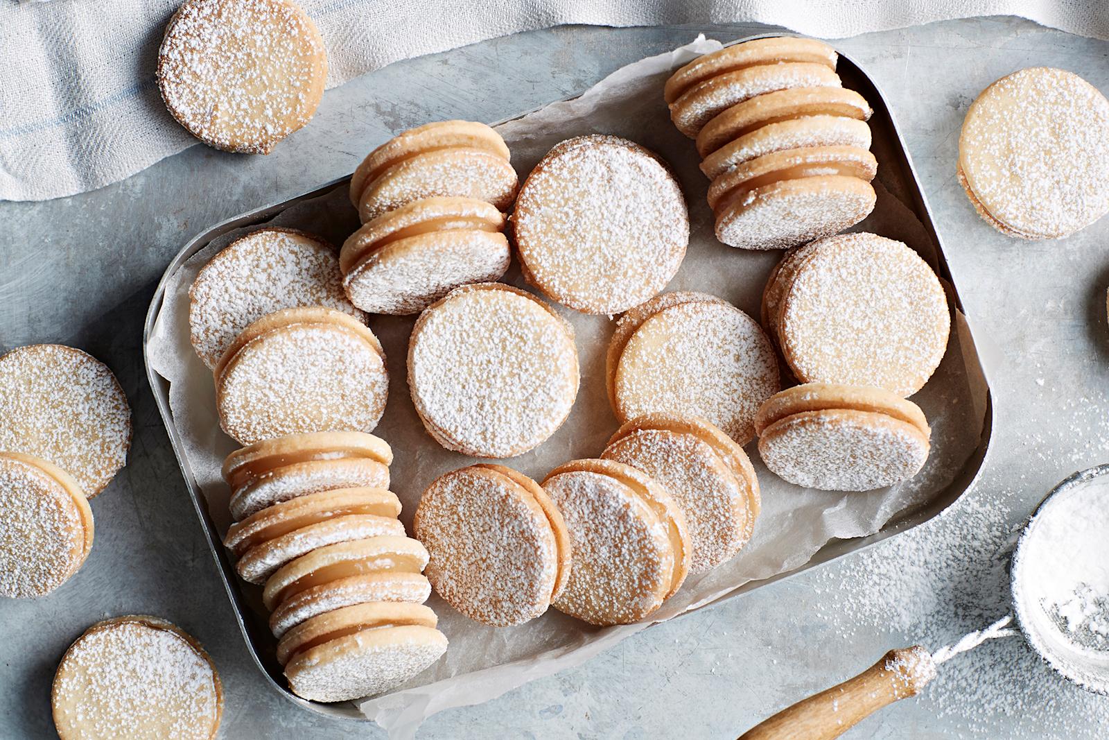 Sitruunaiset herrasväen pikkuleivät