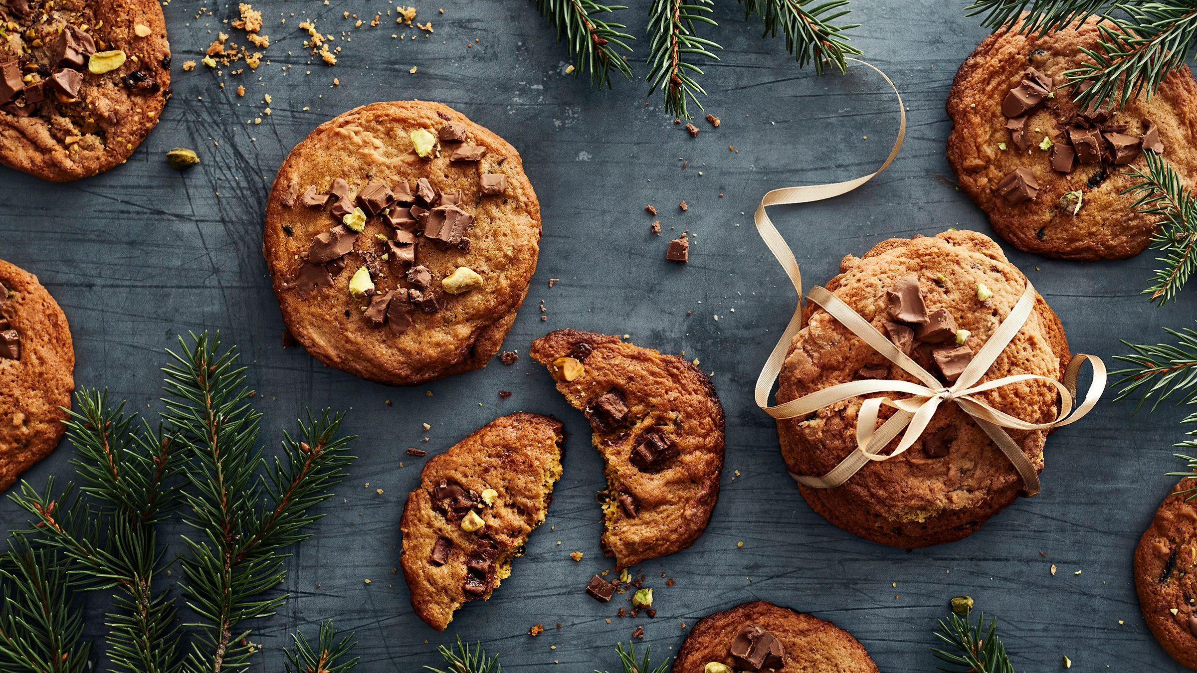 Suklaiset juurescookiet