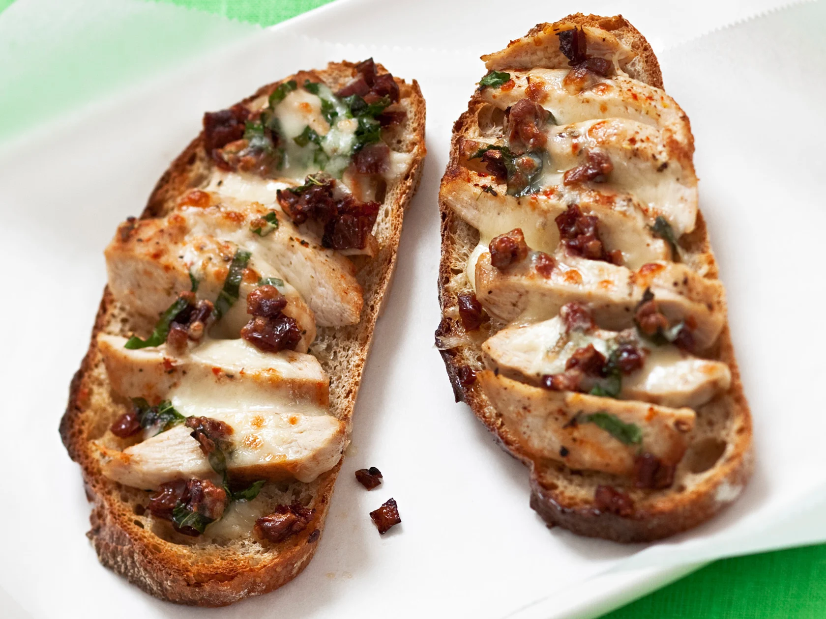 Lämpimät kanaleivät