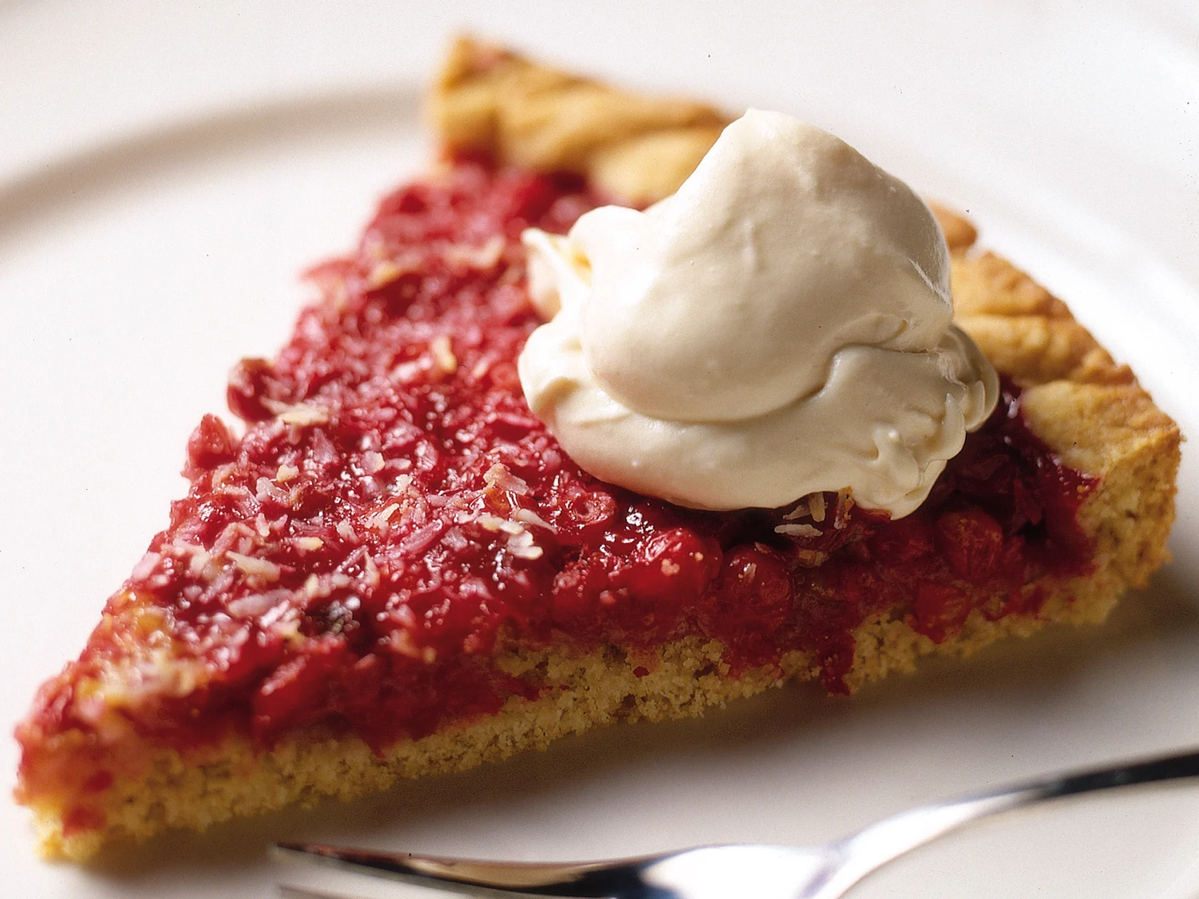 Helppo puolukkatorttu