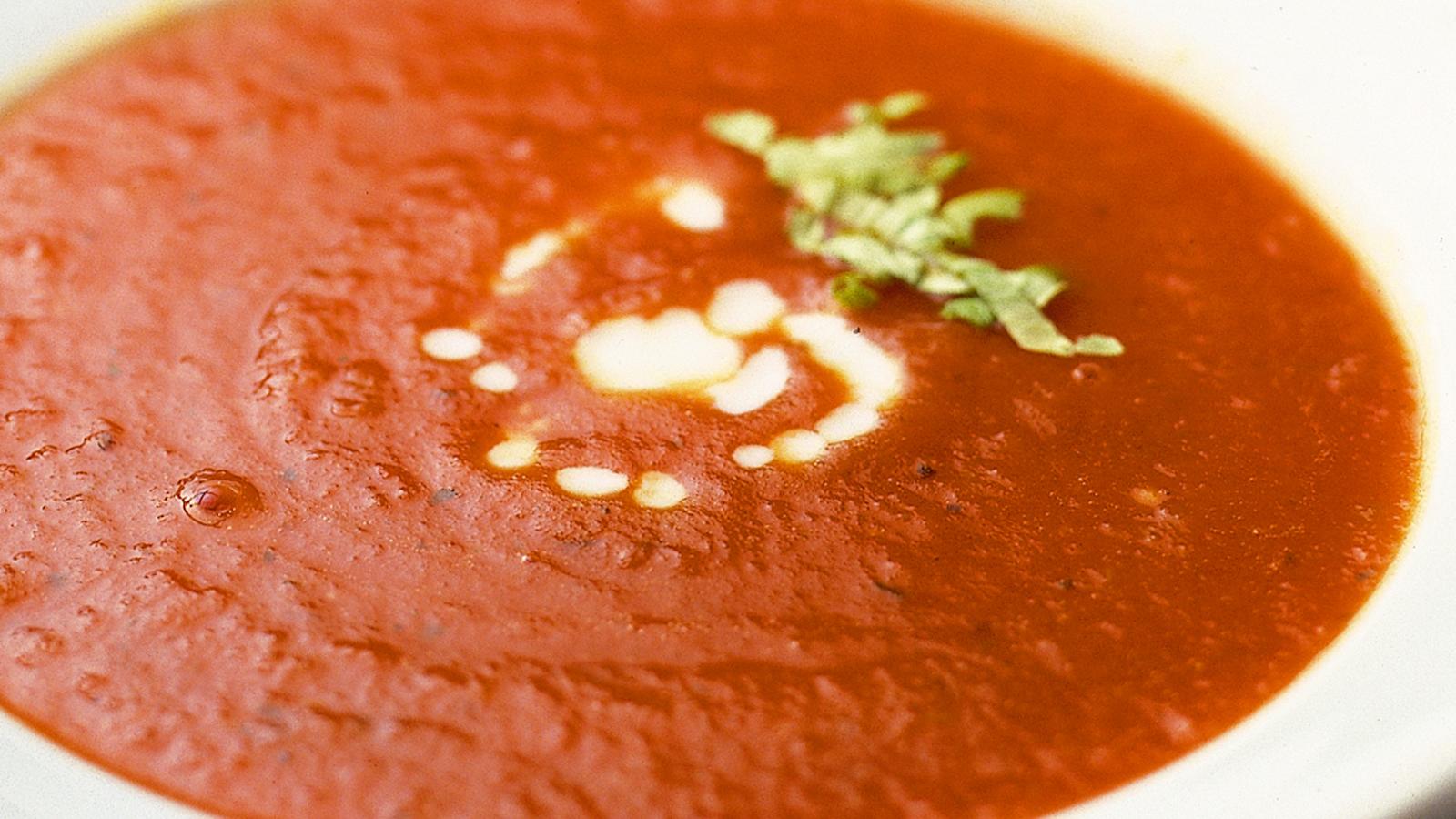 Kevyt tomaattikeitto