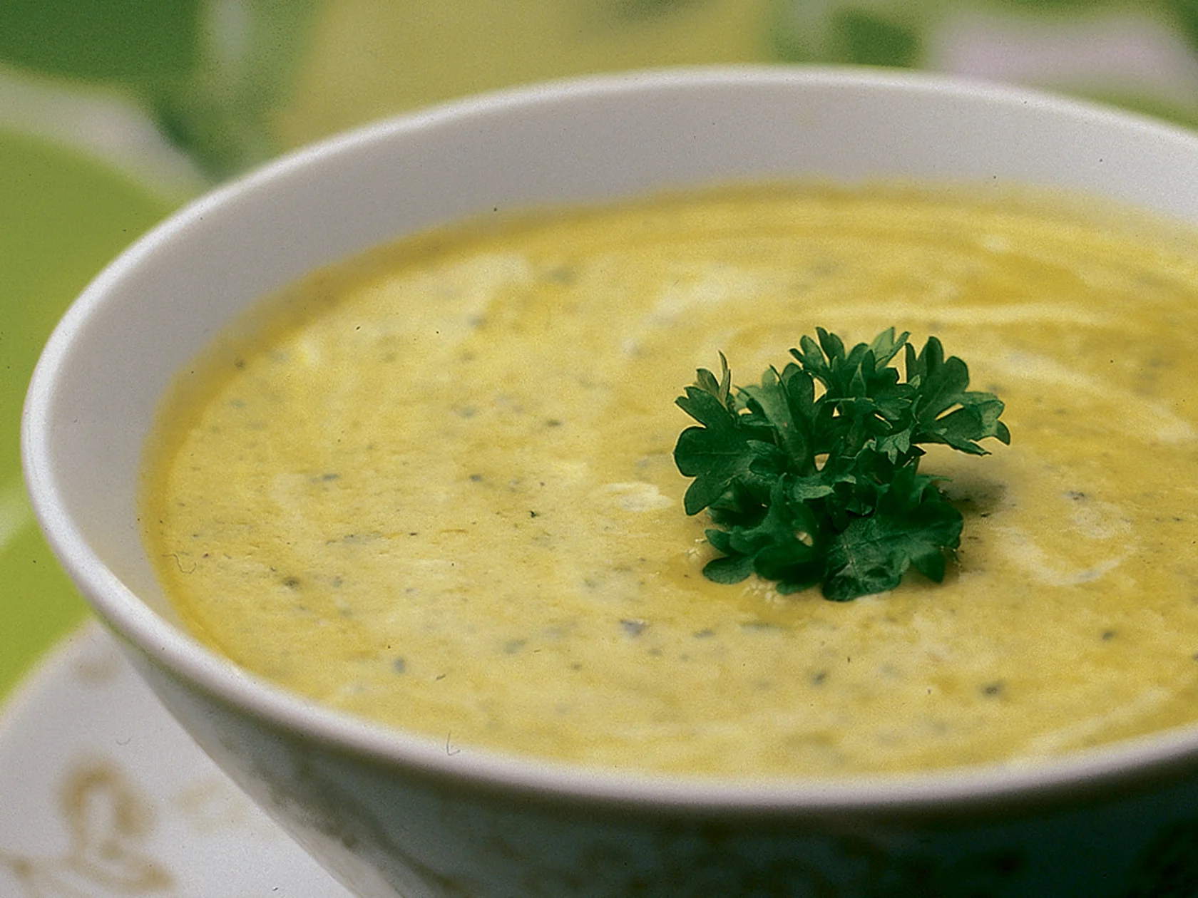 Kesäkurpitsasosekeitto