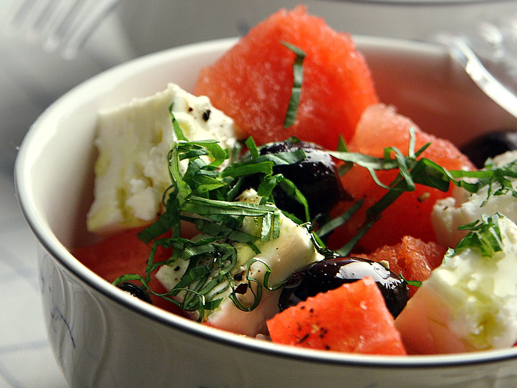 Vesimelonisalaatti kreikkalaisittain