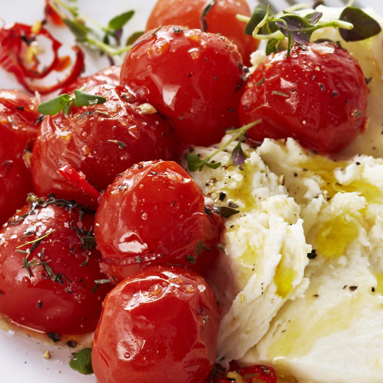 Paahdetut kirsikkatomaatit