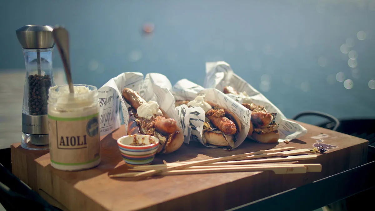 Hodarit grillatulla kaalilla