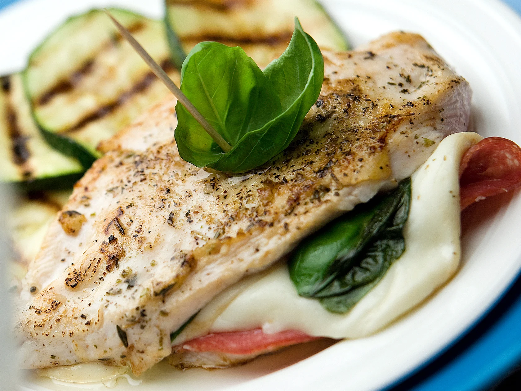 Italialaiset broilerileikkeet