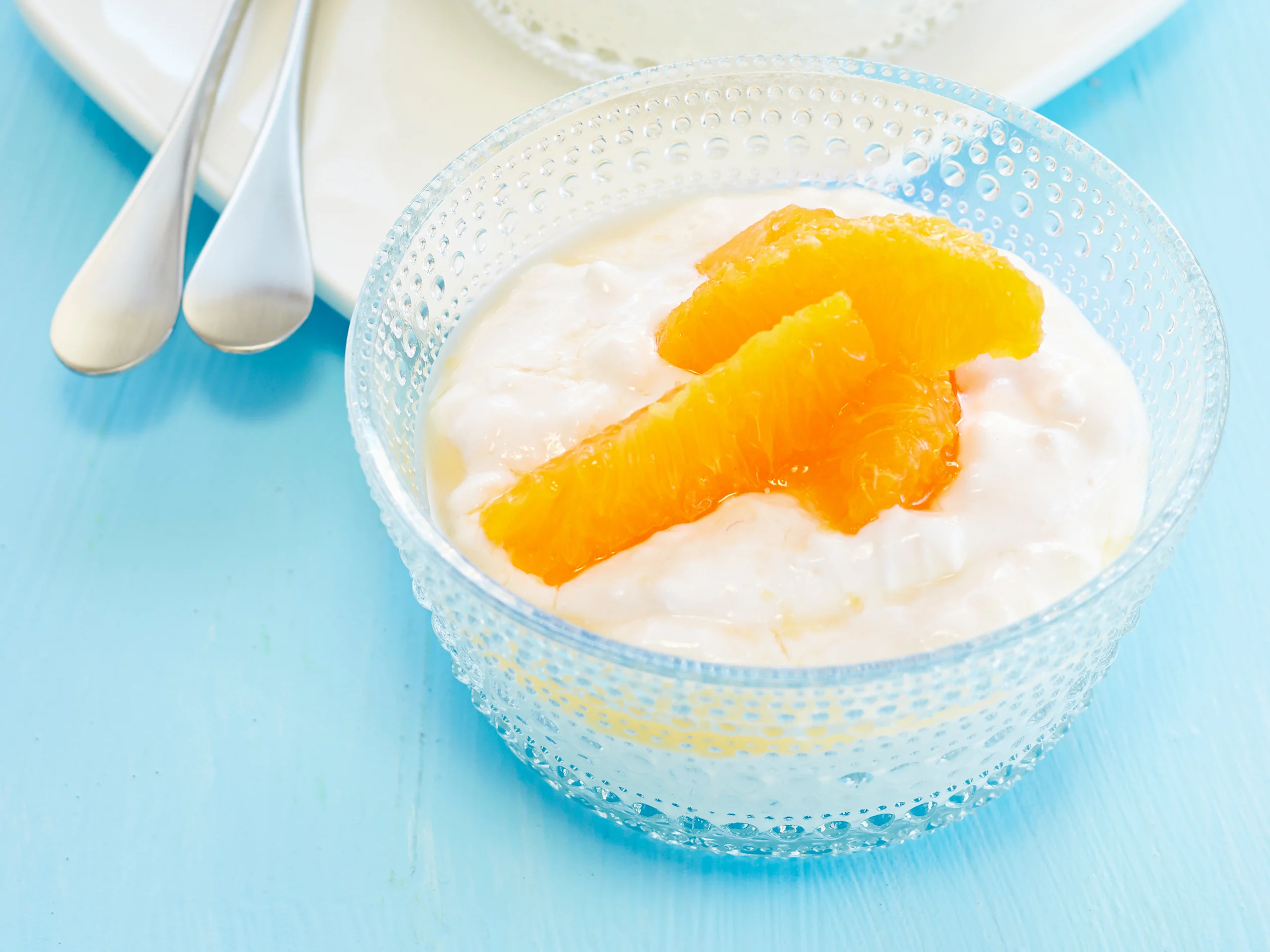 Appelsiini-raejuustorahka