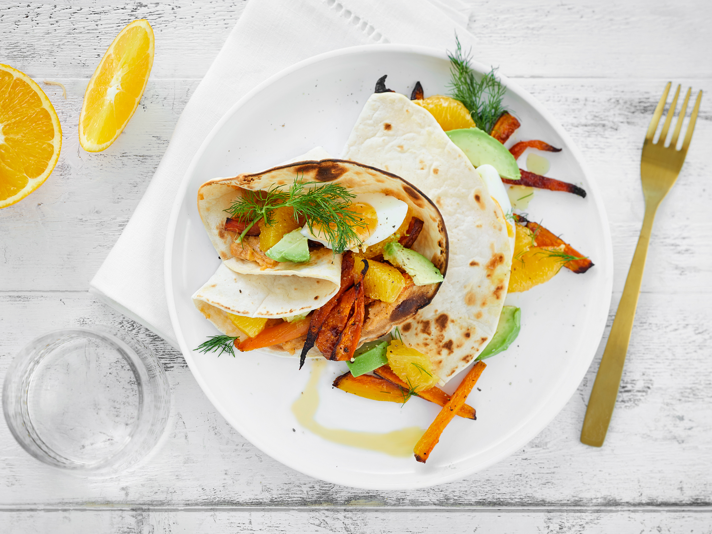 Kasviswrapit ja maapähkinä-tomaattitahna