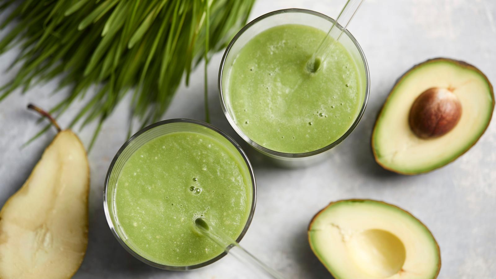 Avokado-vehnänorassmoothie