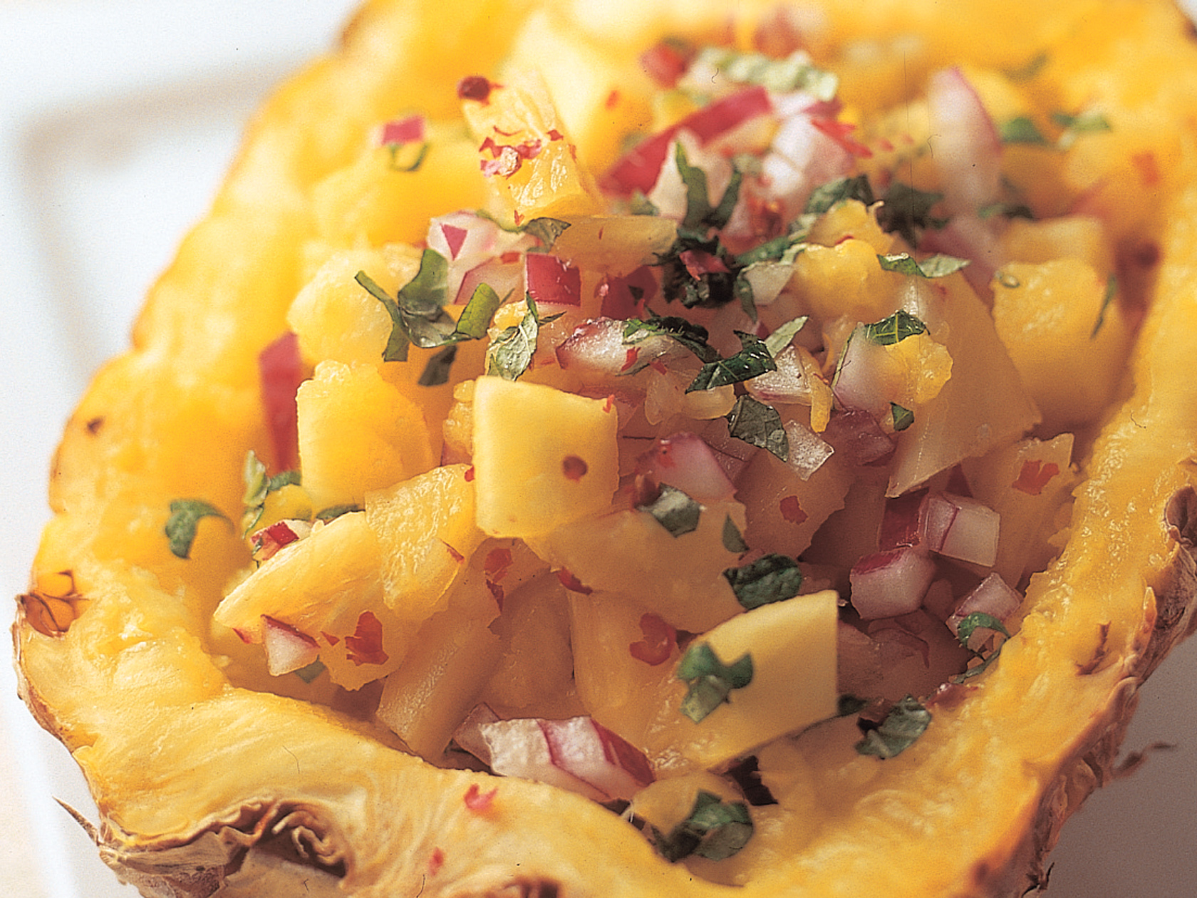 Minttu-ananasrelissi