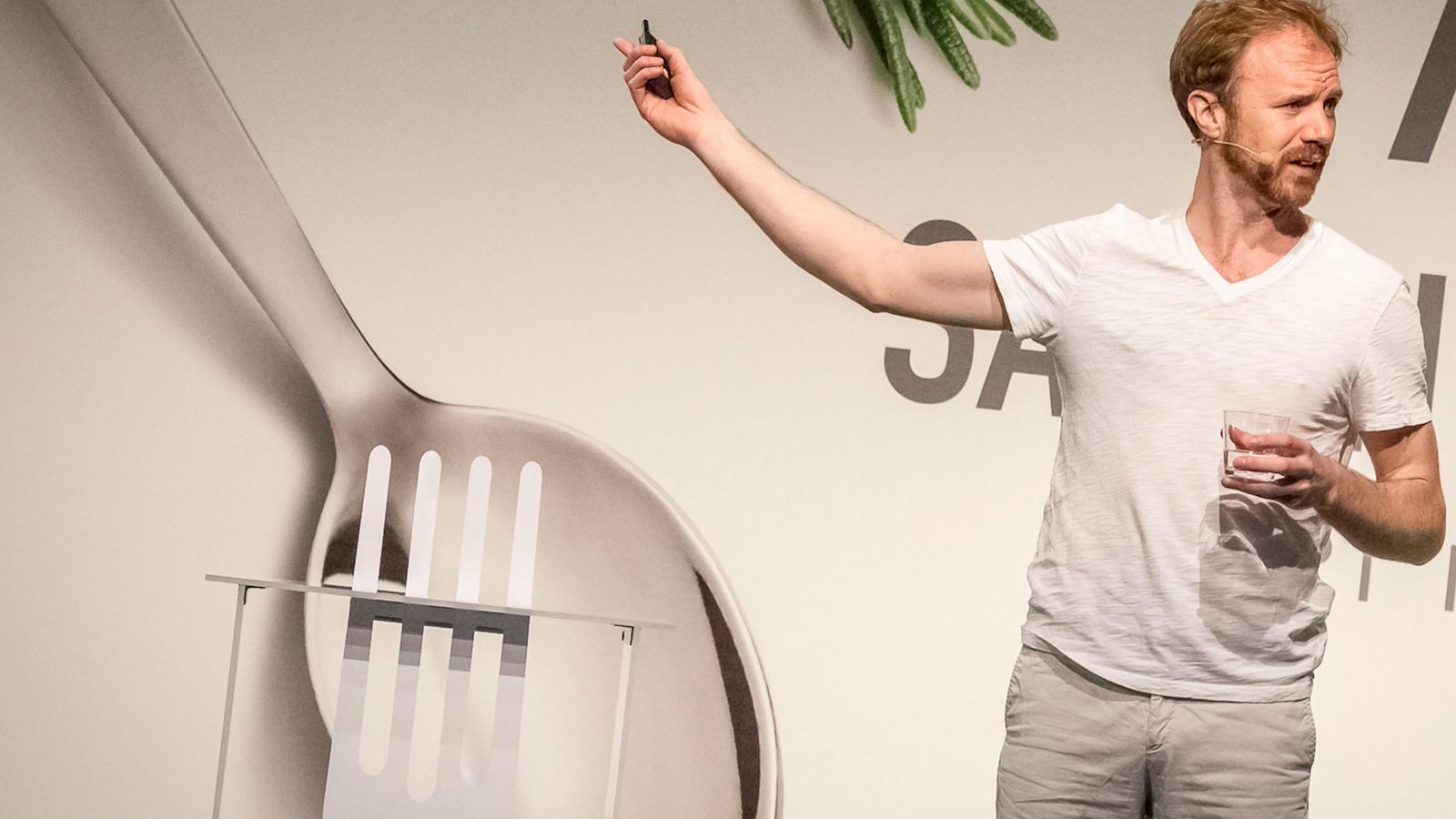 Futuristi James Wallman ennustaa voittokulkua kasviksille.