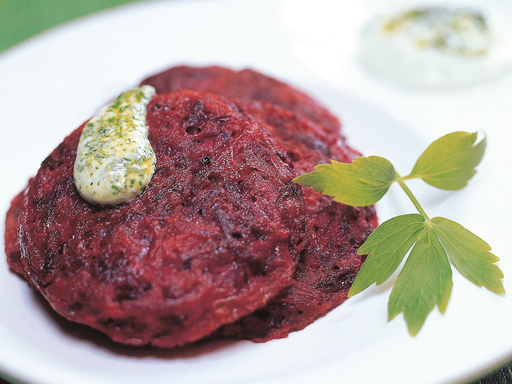 Pikantit punajuuripihvit