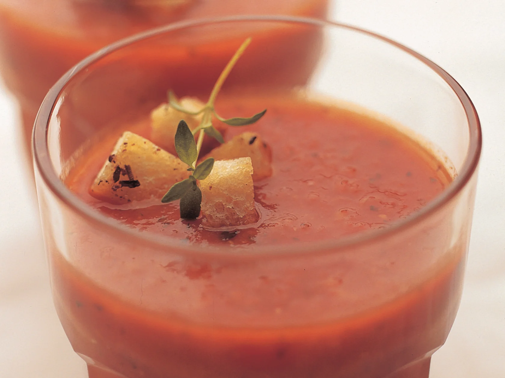 Porkkana-tomaattikeitto