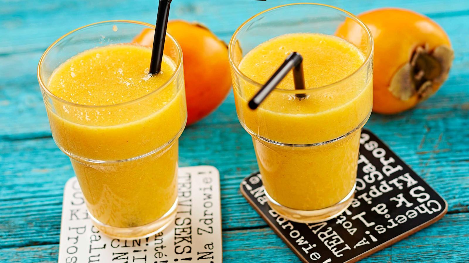 Appelsiini-sharonsmoothie