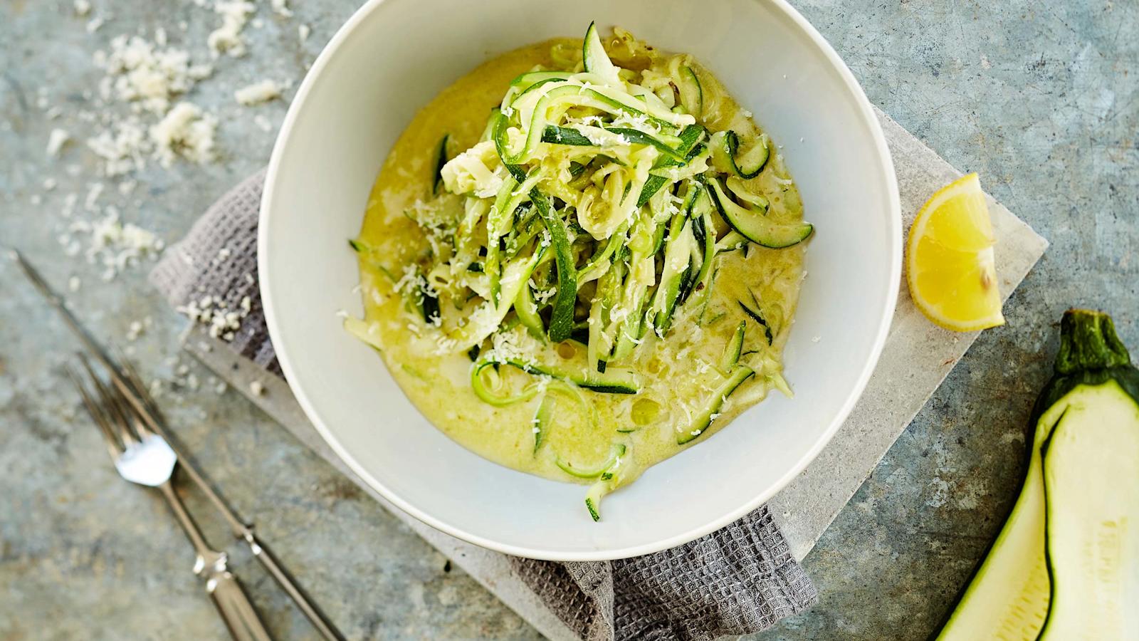 Juustoinen kesäkurpitsapasta