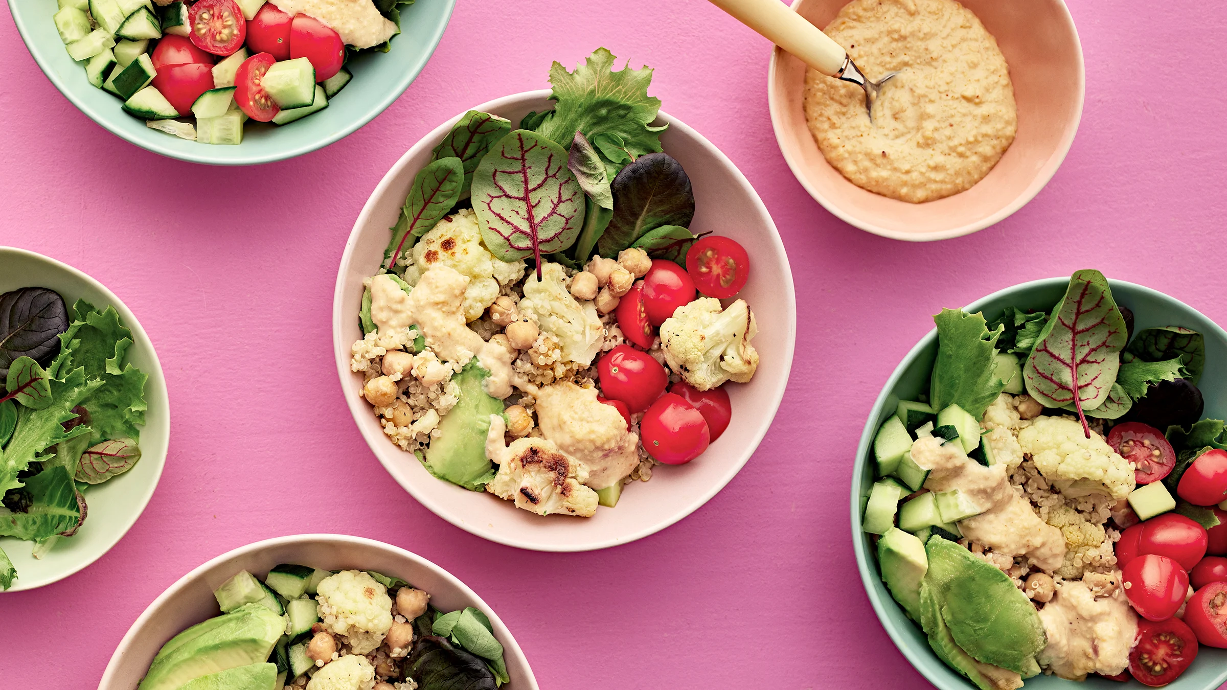 Paahdettu kukkakaali-kikhernebowl