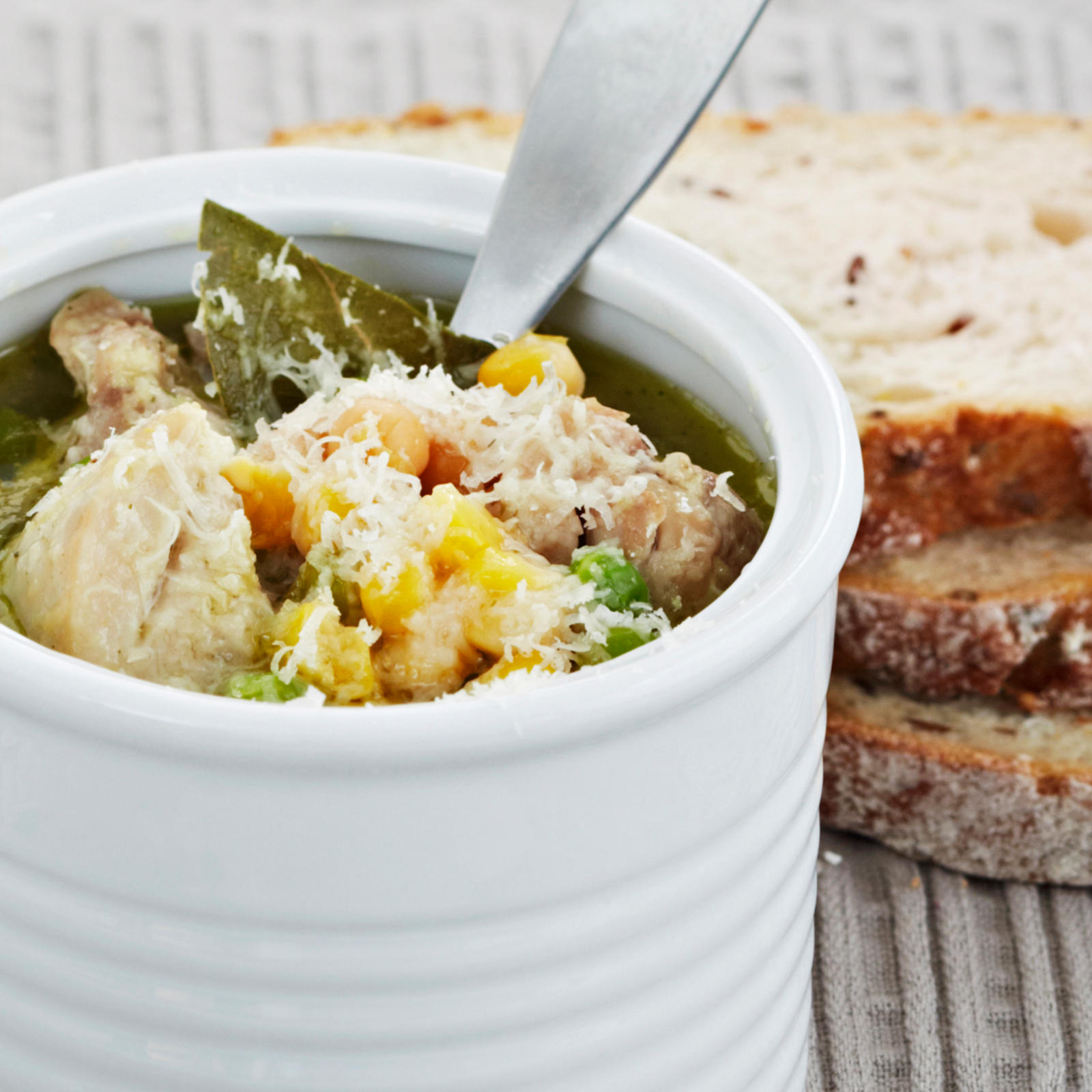 Sitruksinen kanakeitto