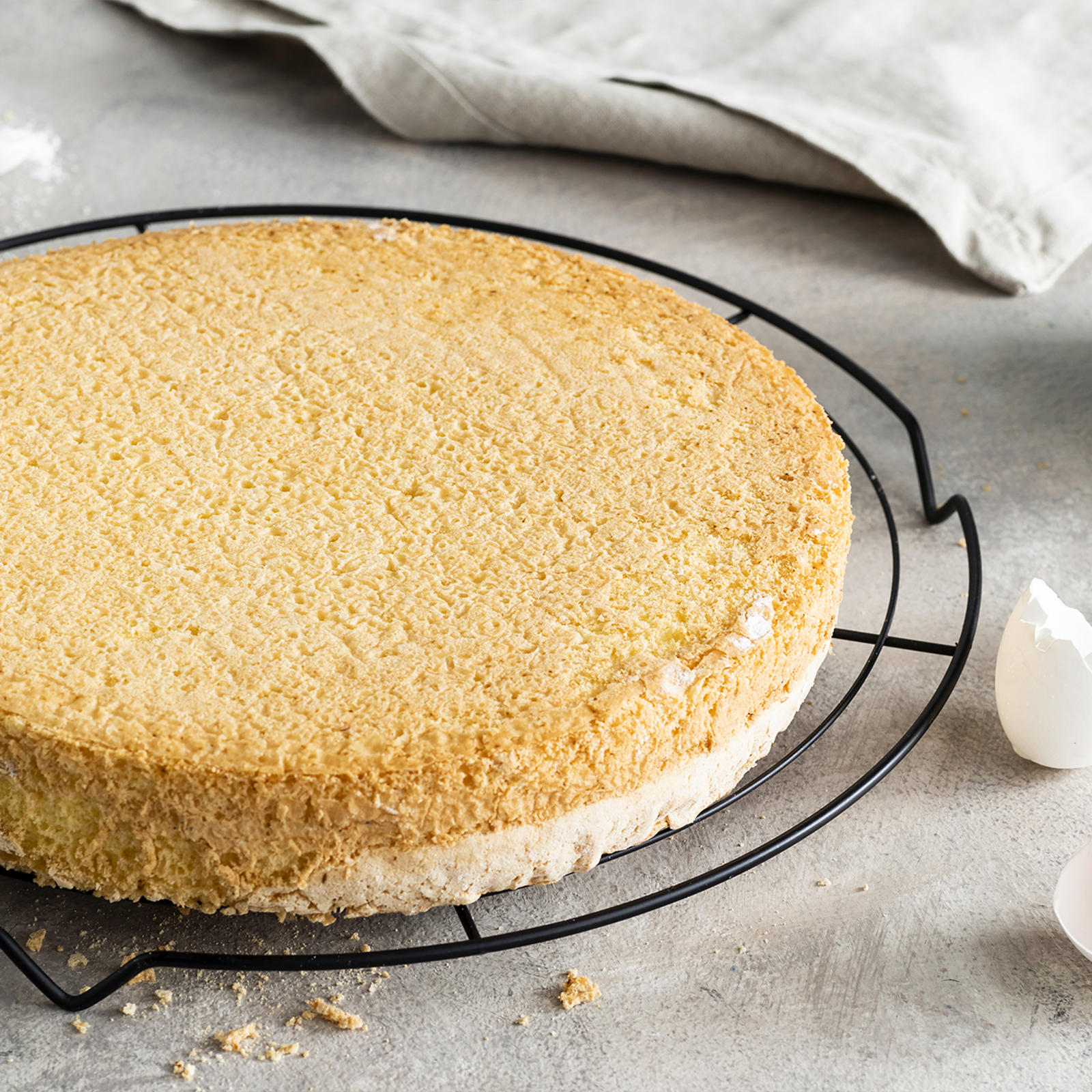 Gluteeniton täytekakkupohja