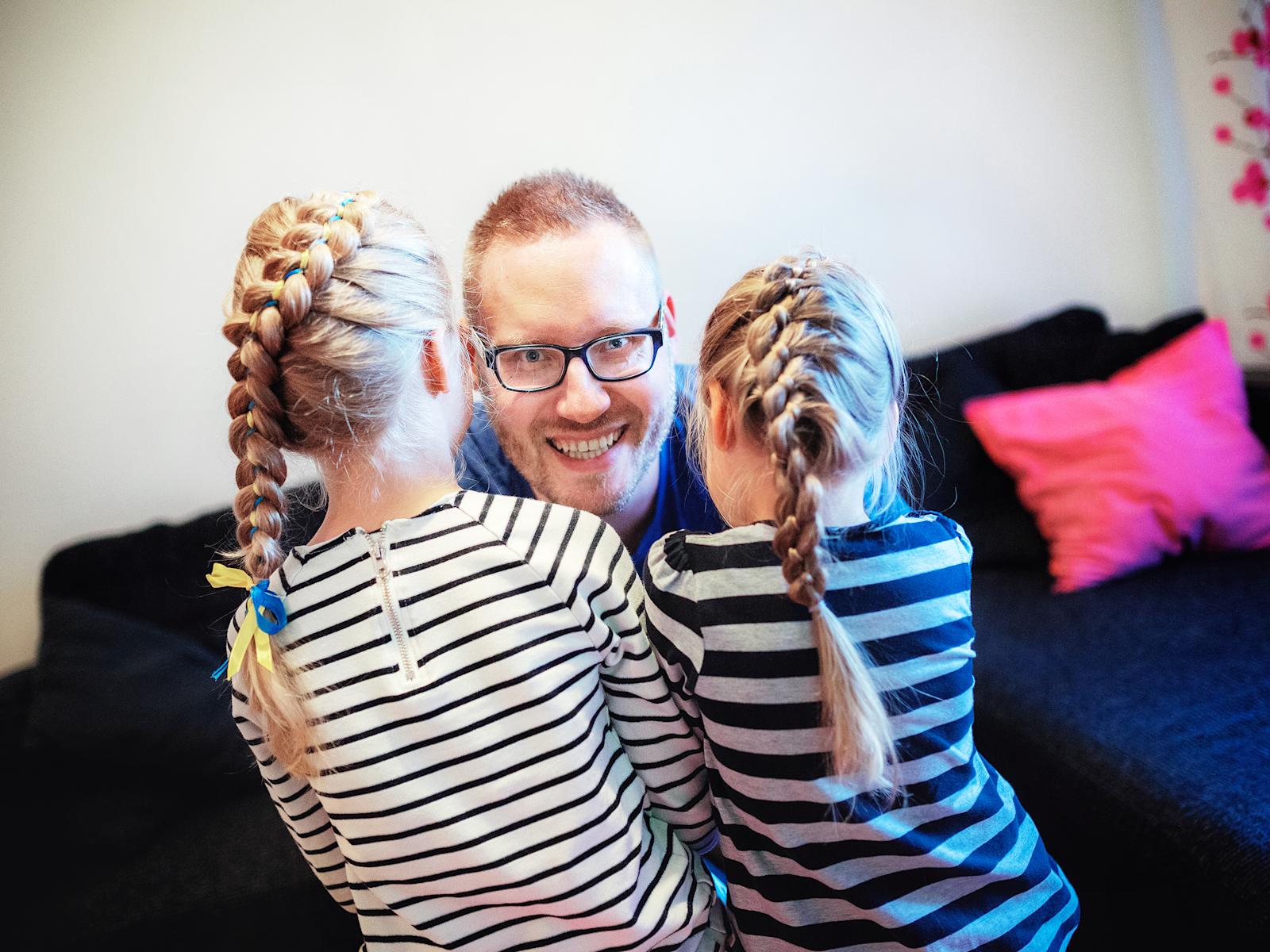 Matti Airola ja tyttäret Maisa ja Kerttu