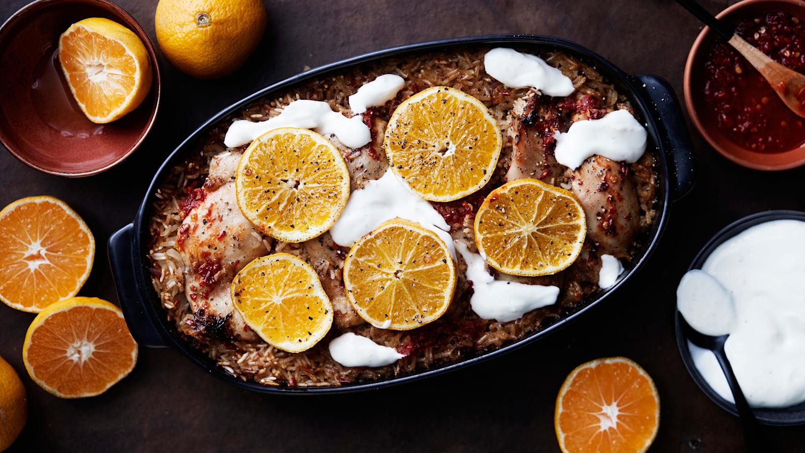 Lempeän tulinen satsuma-uunibroileri riisipedillä