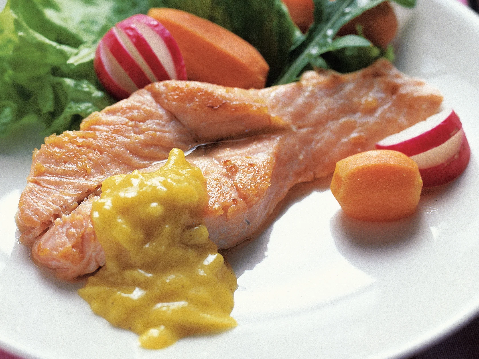 Kalaa ja currykastiketta