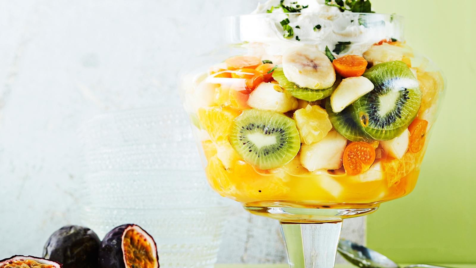 Marinoitu hedelmäsalaatti