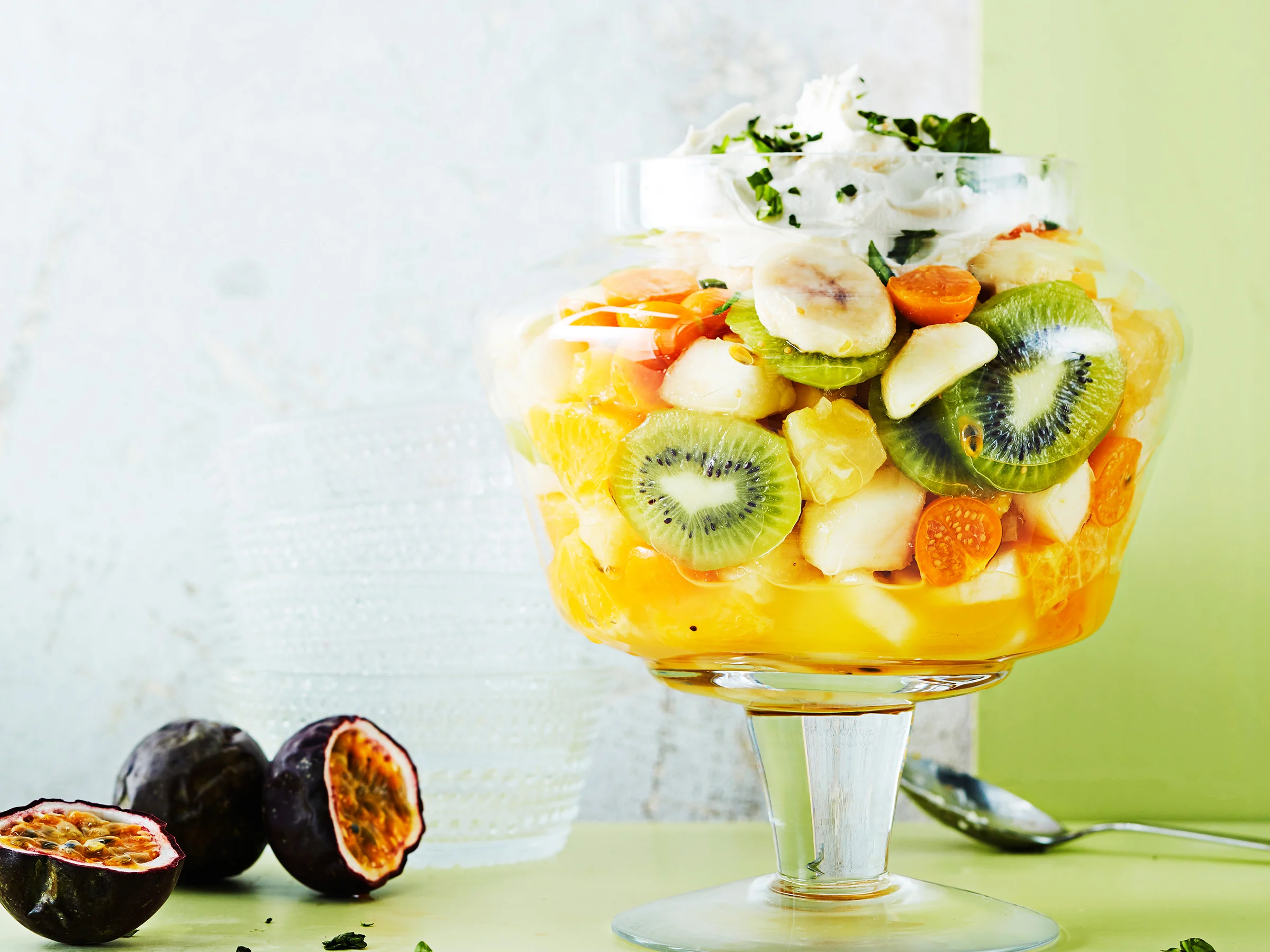 Marinoitu hedelmäsalaatti