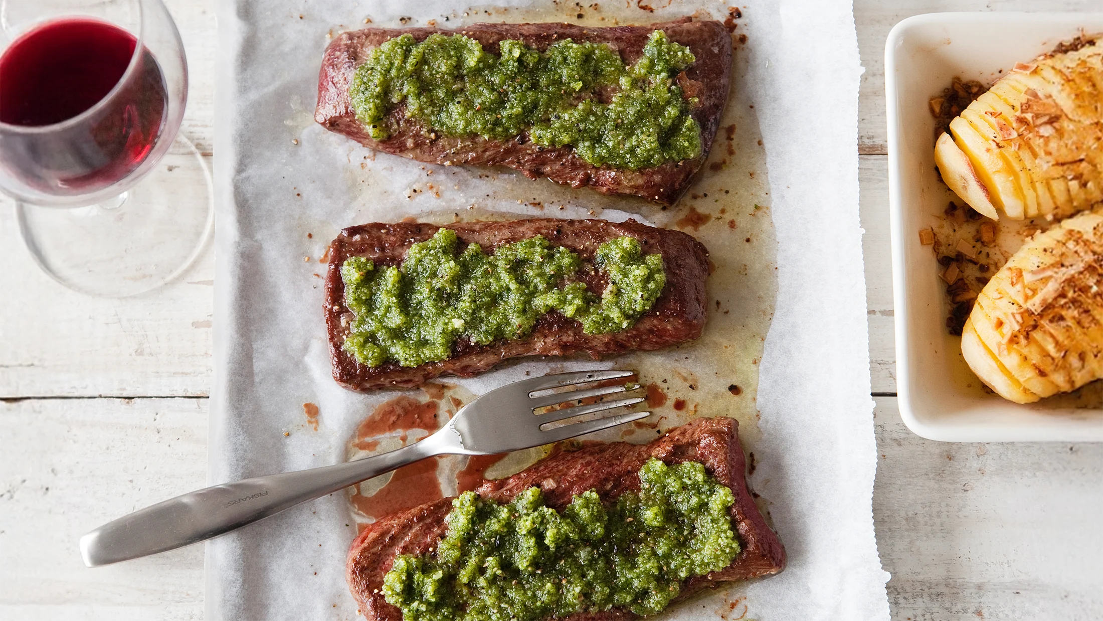 Lampaan filee persiljapestolla